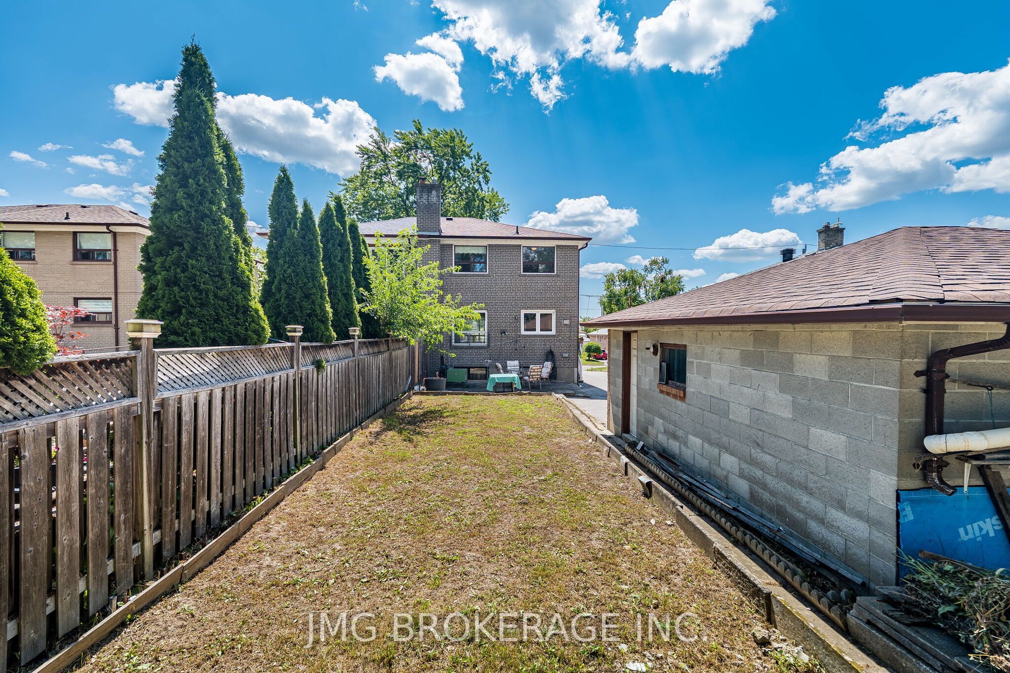 53 Foxrun Avenue Property Photo 44