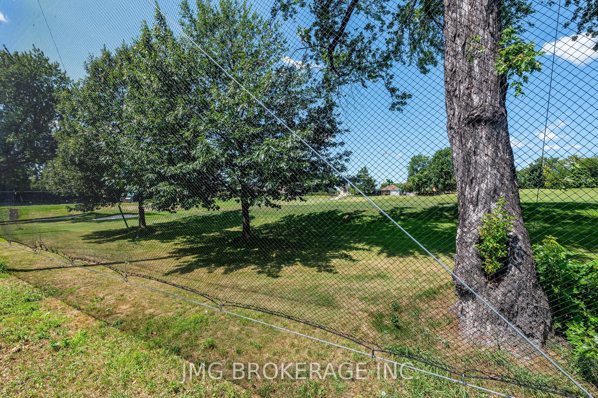 53 Foxrun Avenue Property Photo 47