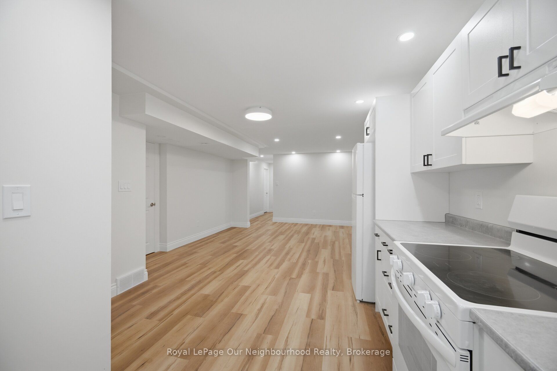 69 Bloomsbury Avenue Property Photo 43