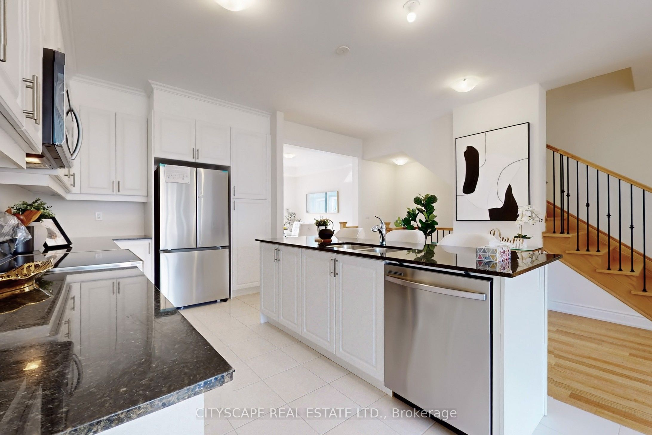6 Marvin Avenue Property Photo 8