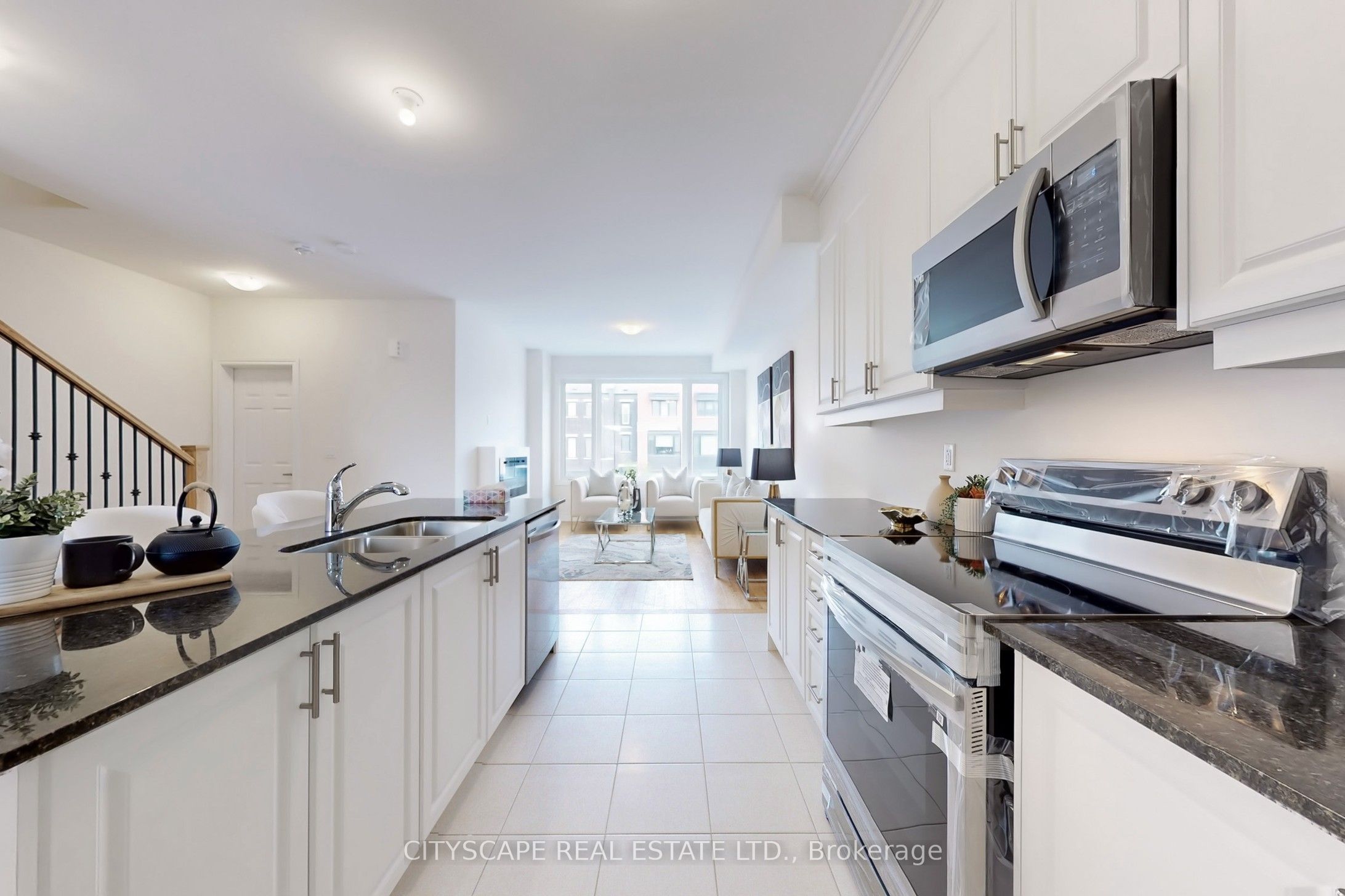 6 Marvin Avenue Property Photo 10