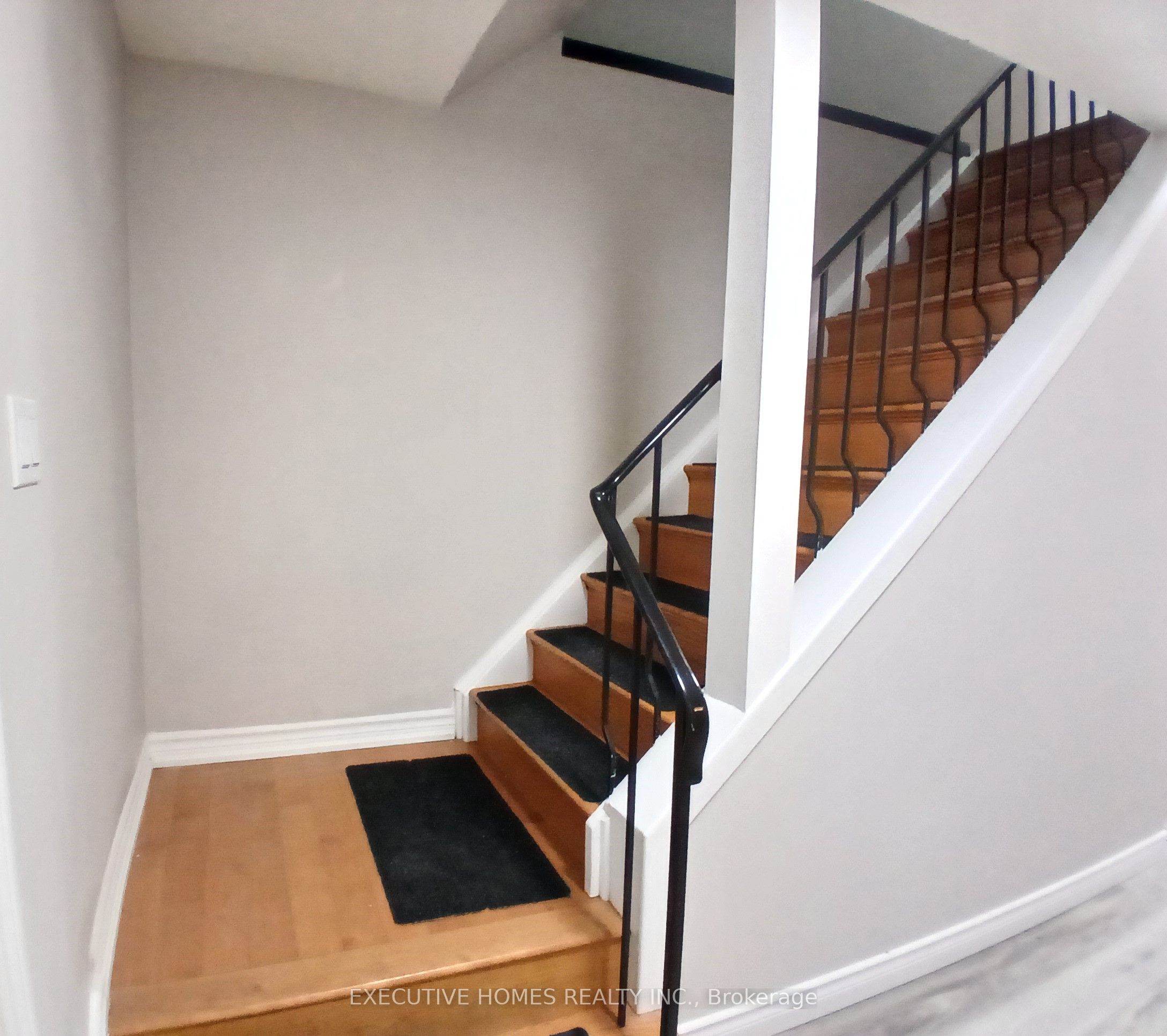 3232 Ulman Road Property Photo 9