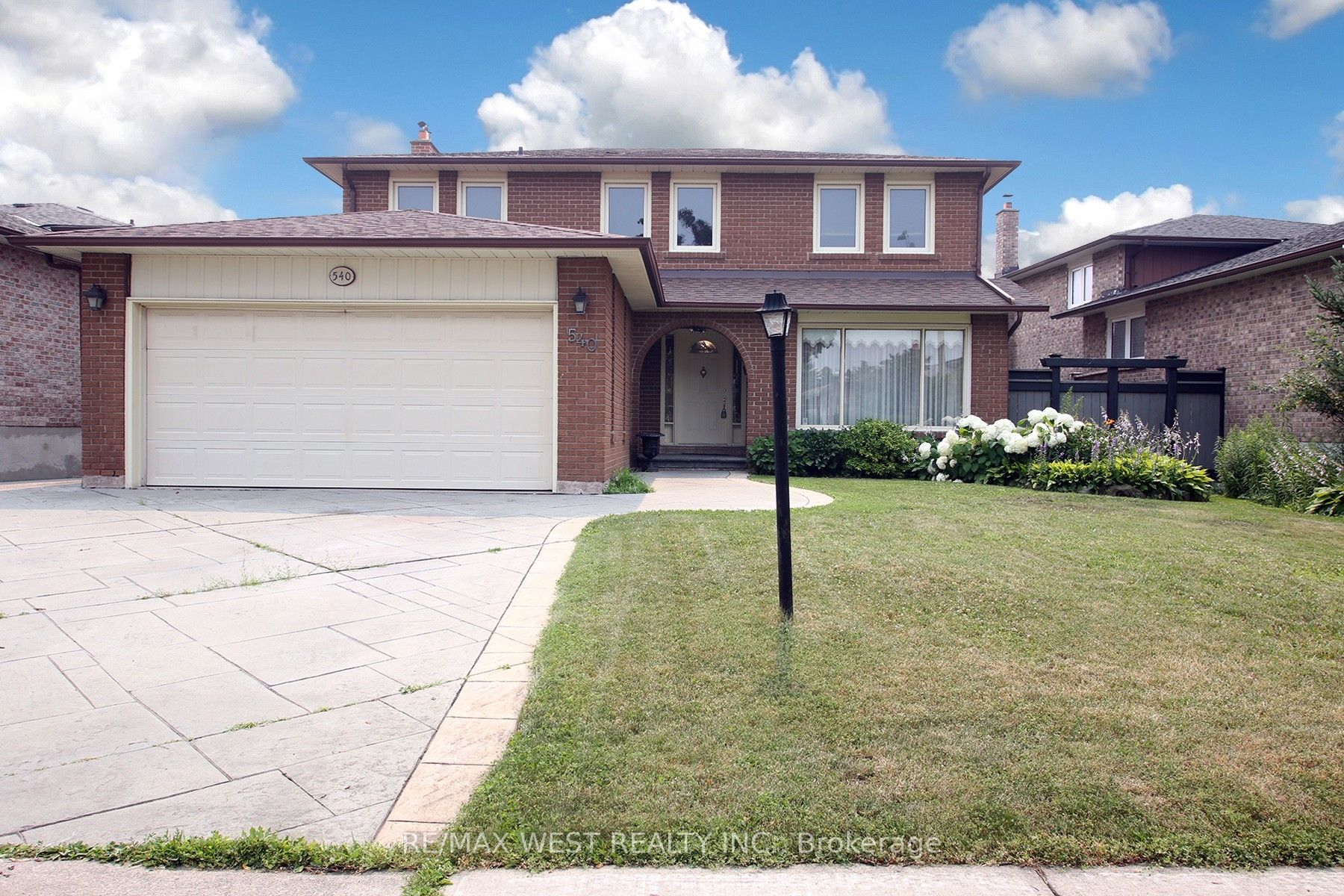 540 Louis Drive Property Photo 3