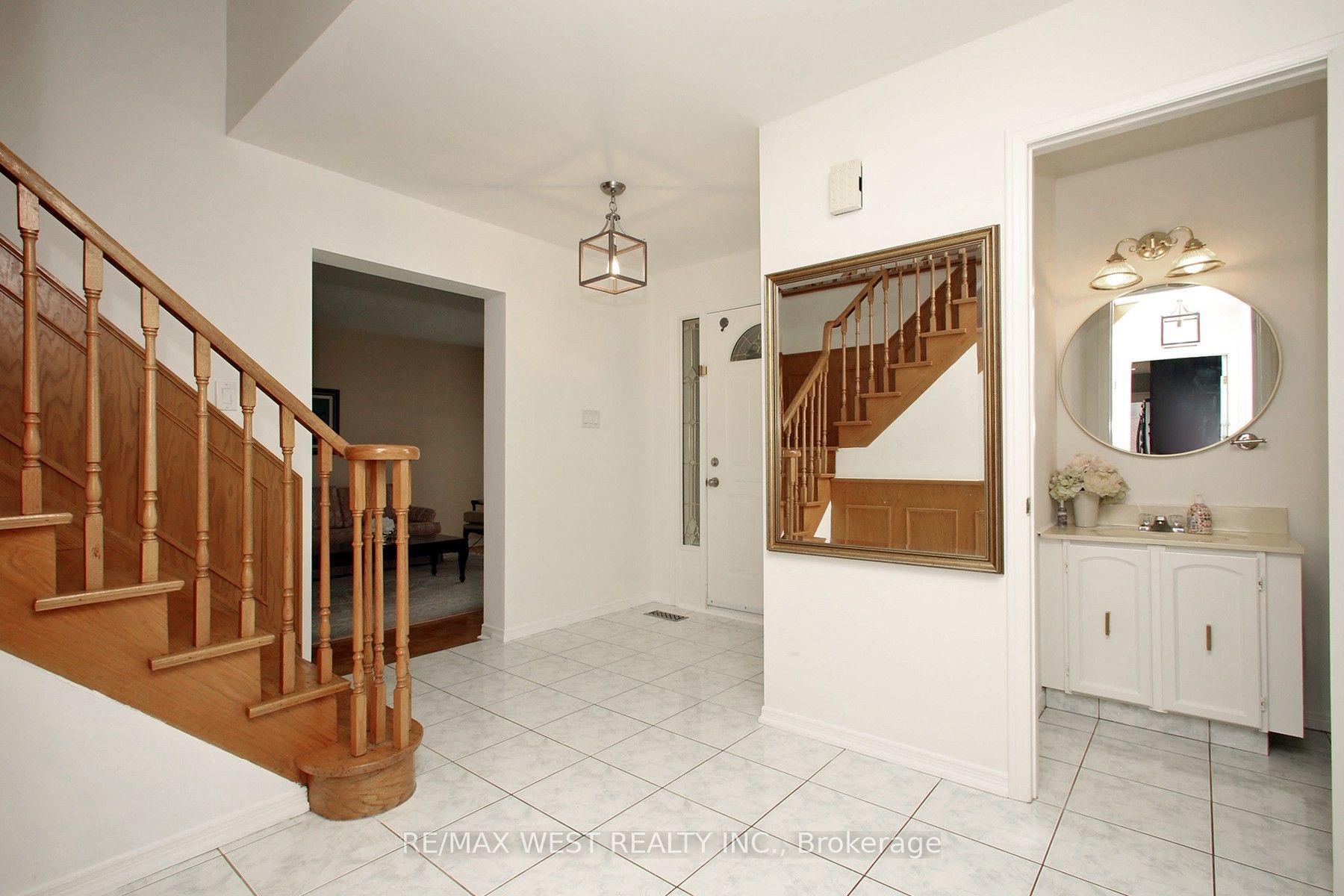 540 Louis Drive Property Photo 21