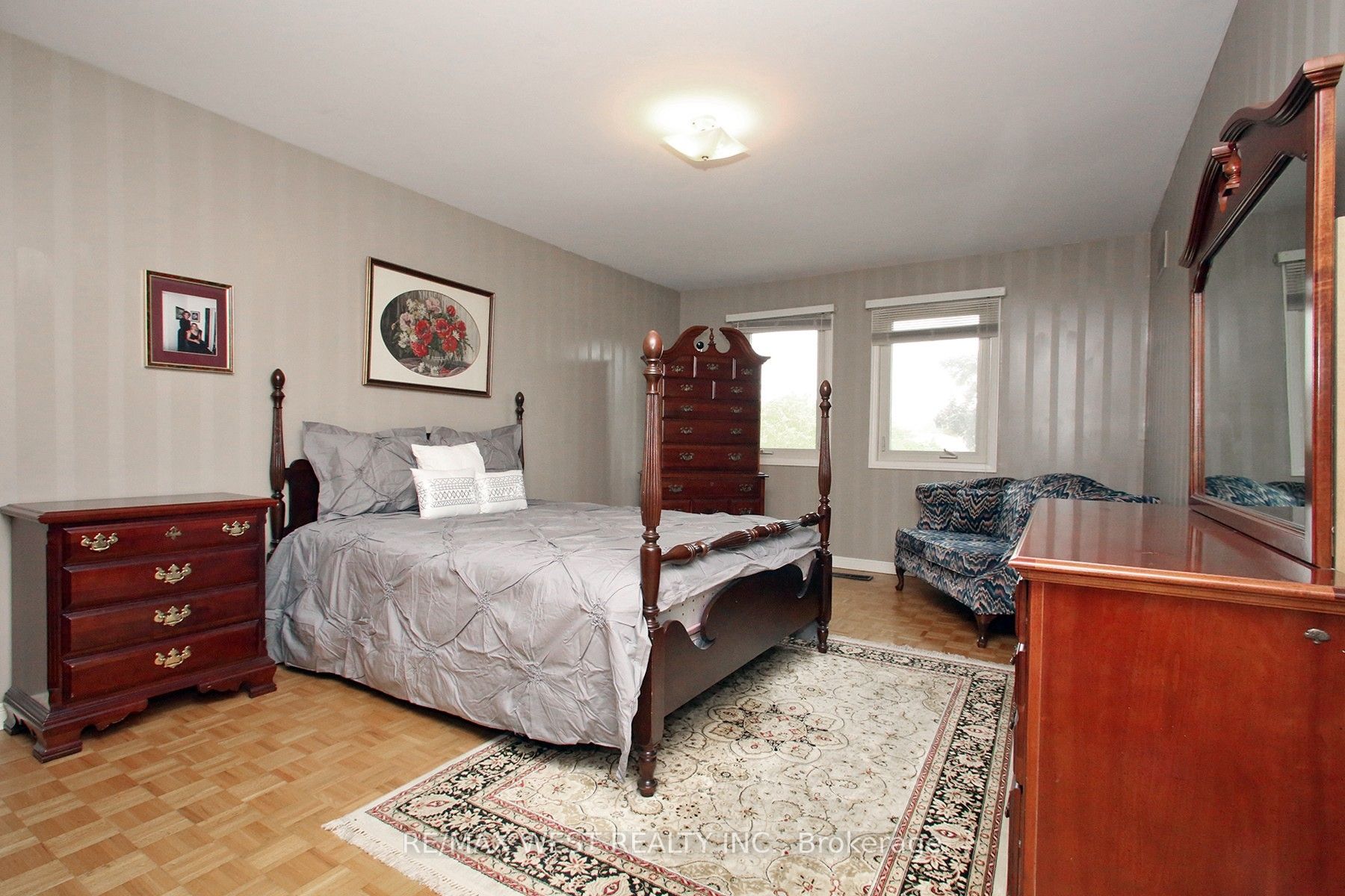 540 Louis Drive Property Photo 24