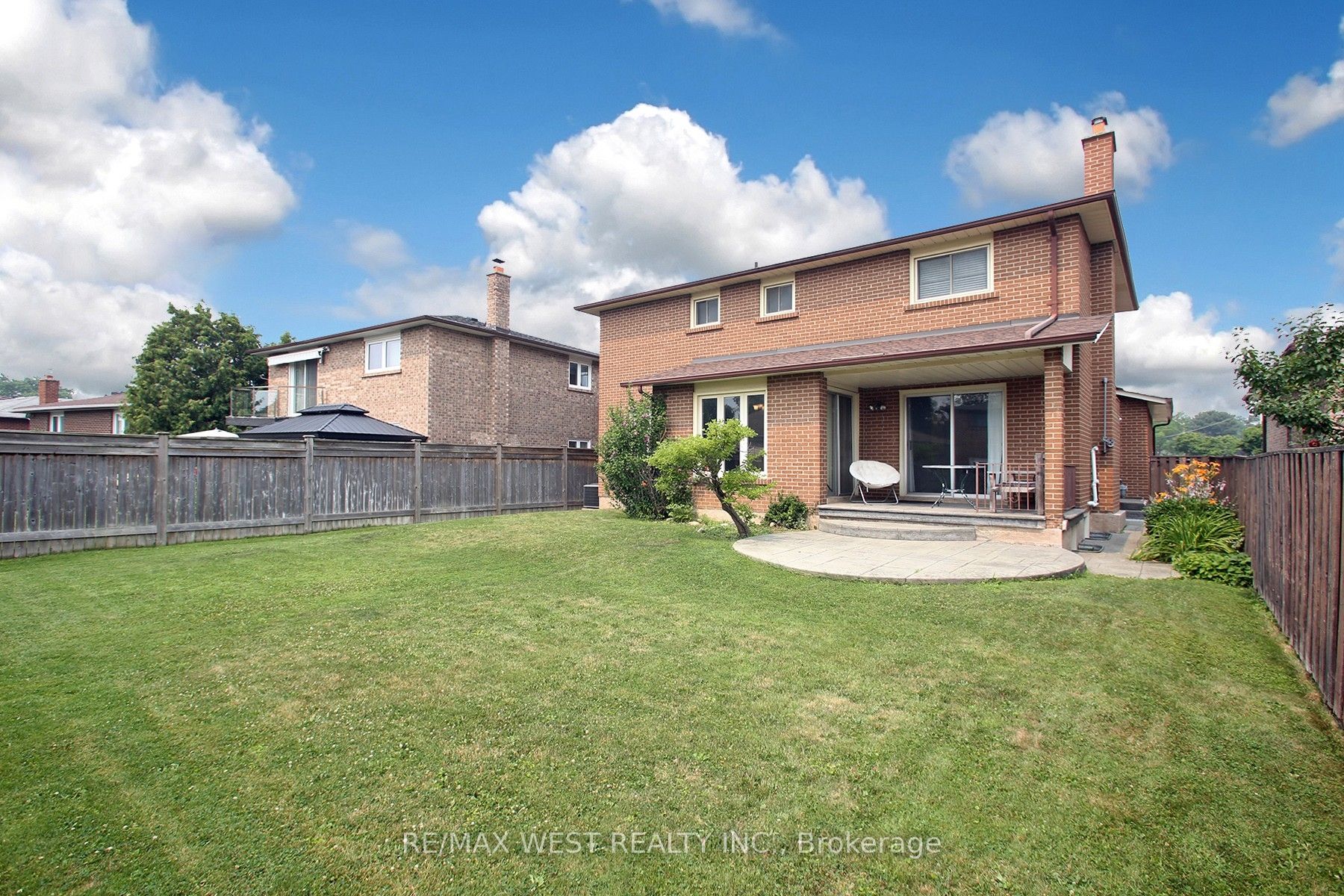 540 Louis Drive Property Photo 35