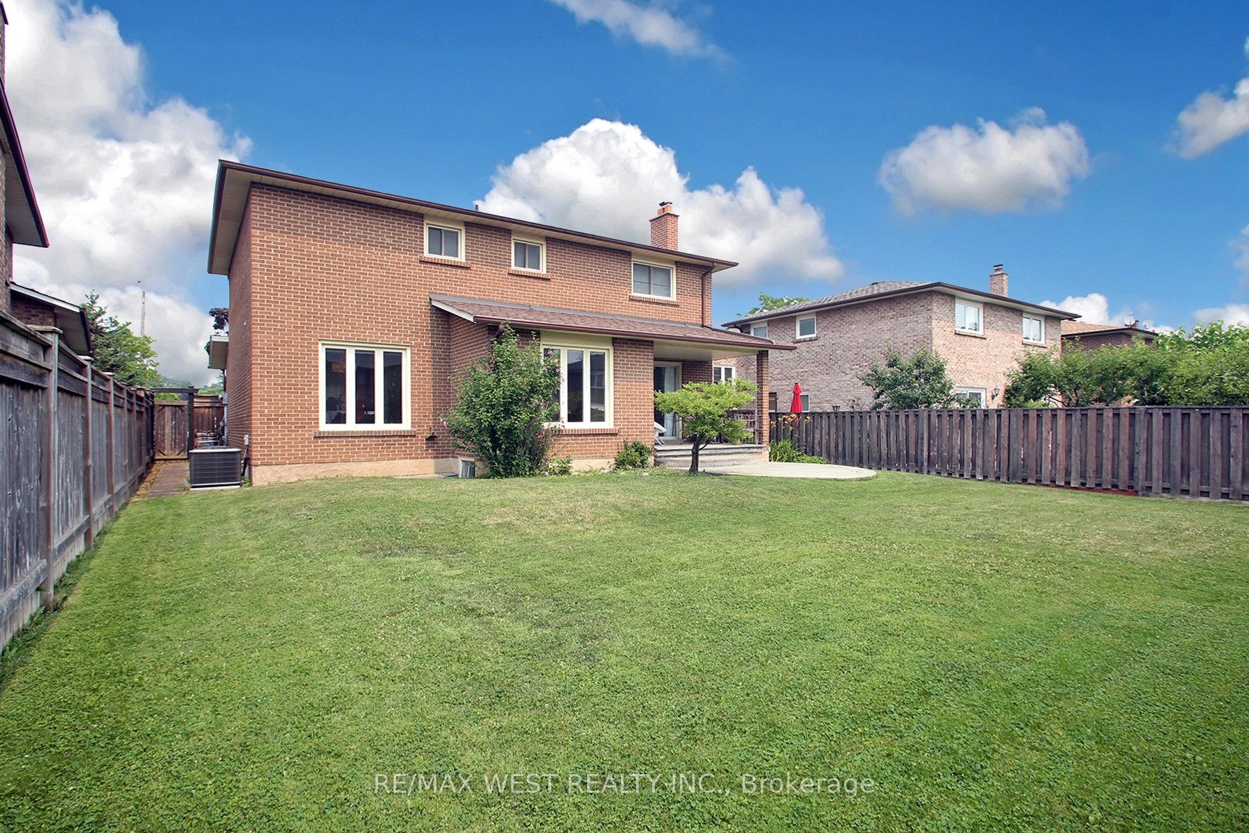 540 Louis Drive Property Photo 36