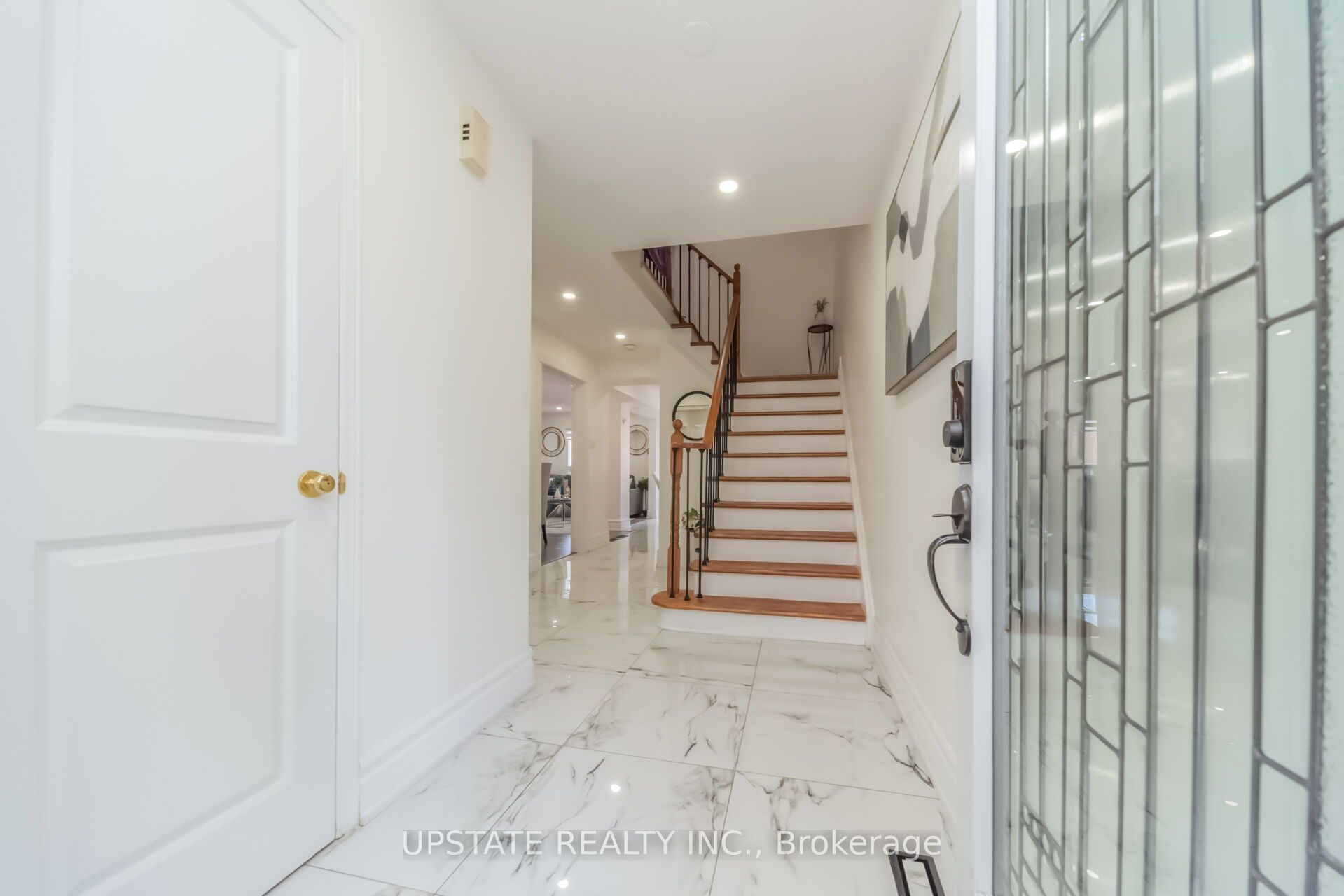 145 Valonia Drive Property Photo 4