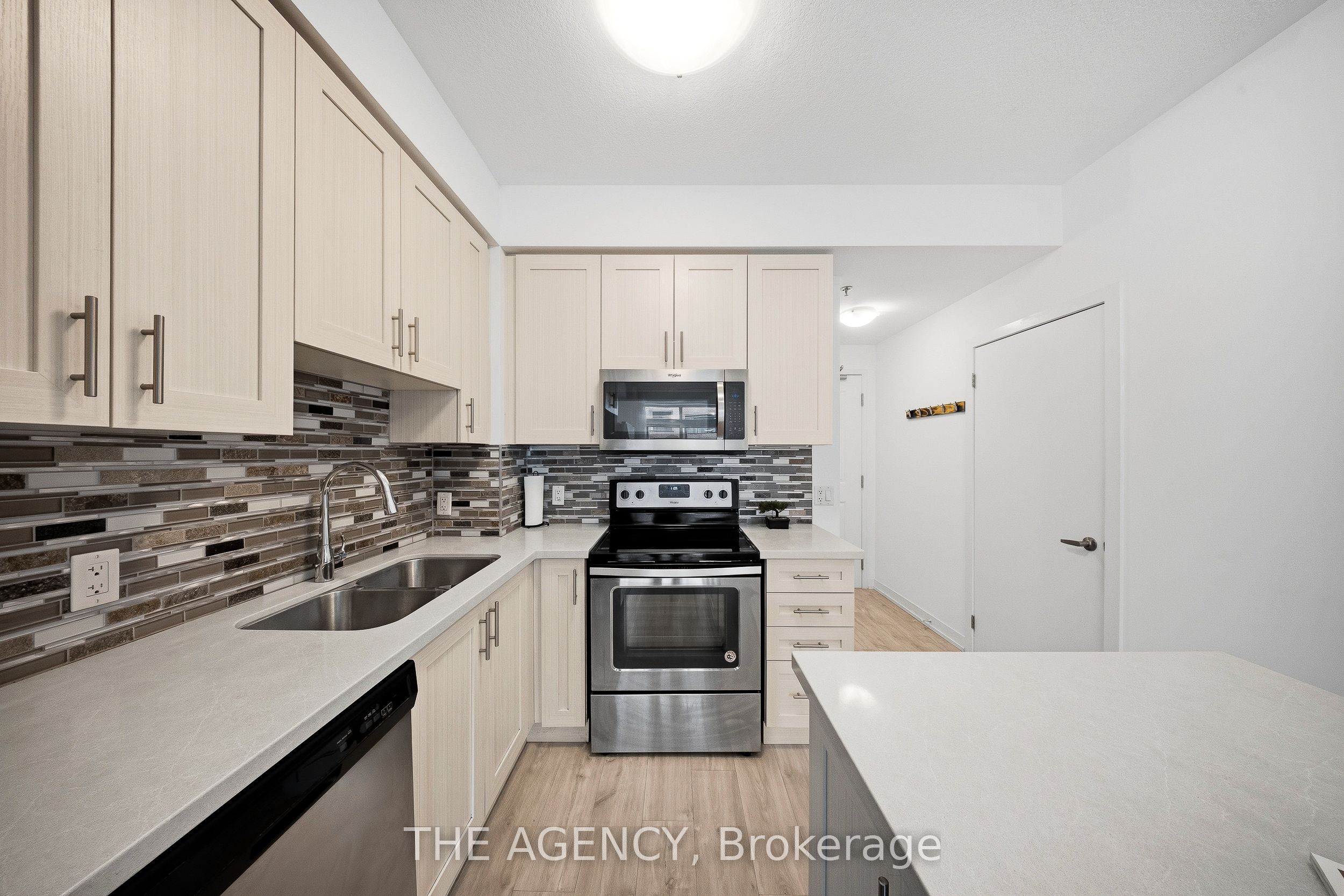 2486 Old Bronte Road 321 Property Photo 10