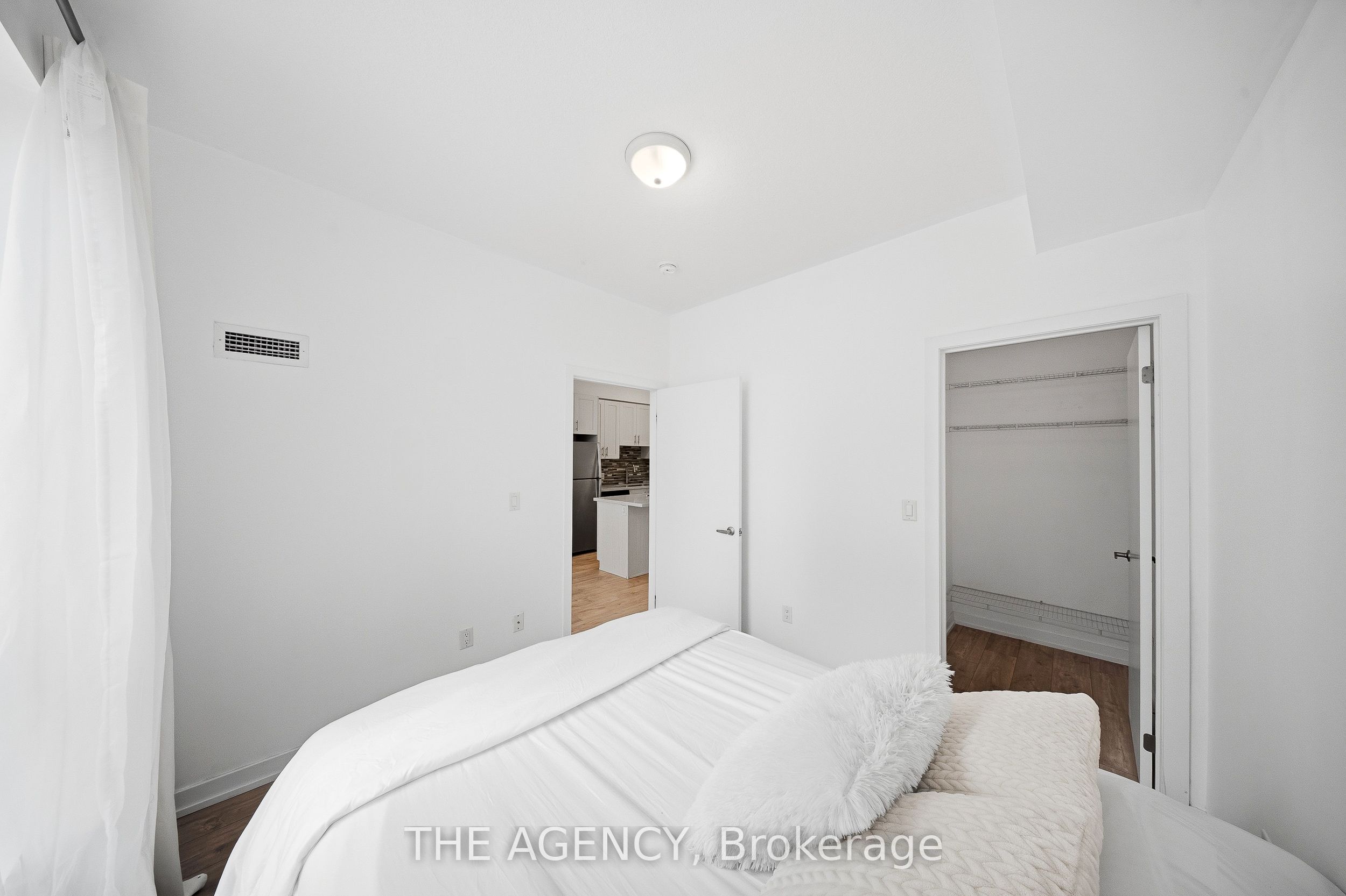 2486 Old Bronte Road 321 Property Photo 22