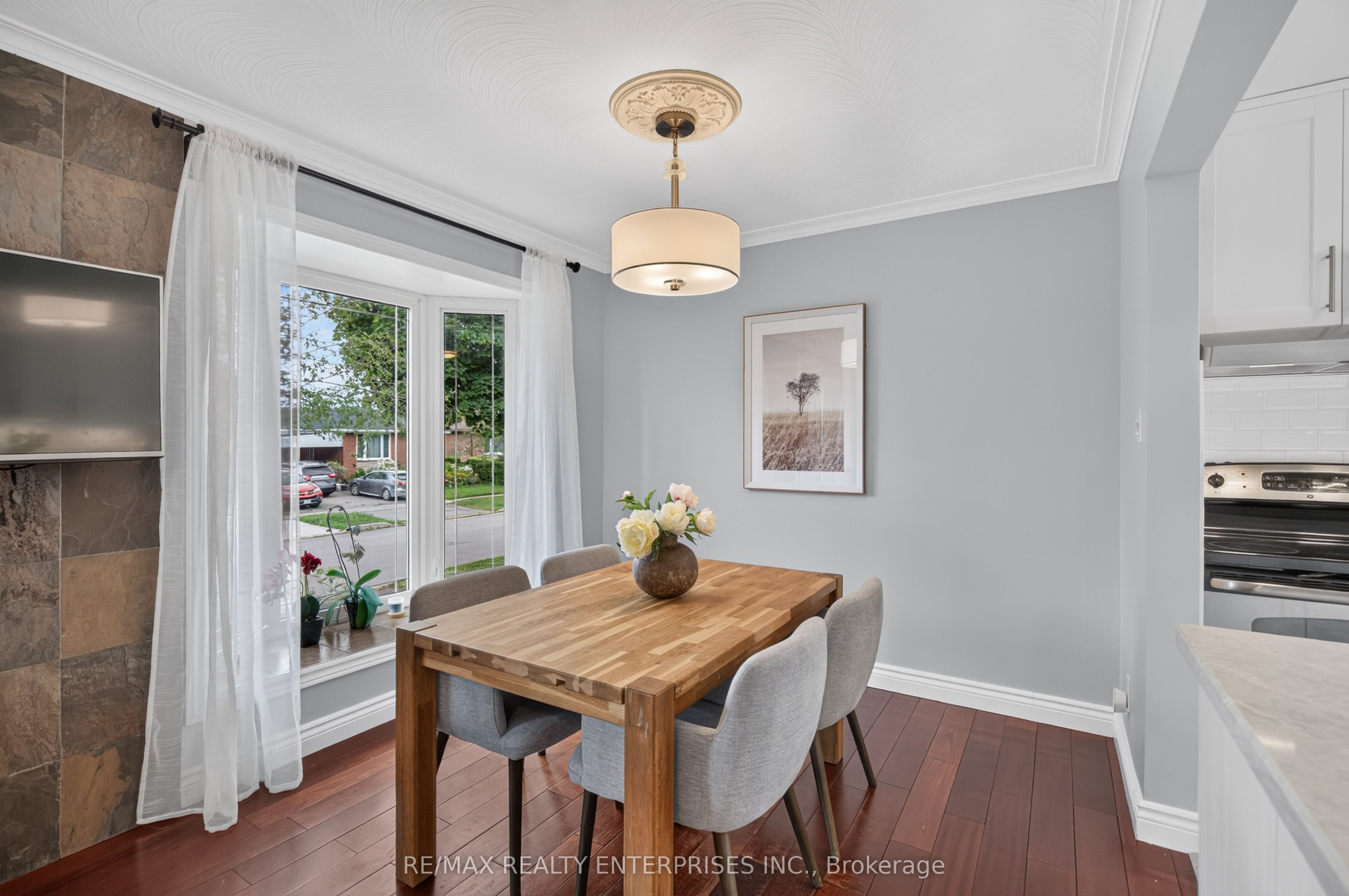 1282 Daimler Road Property Photo 13