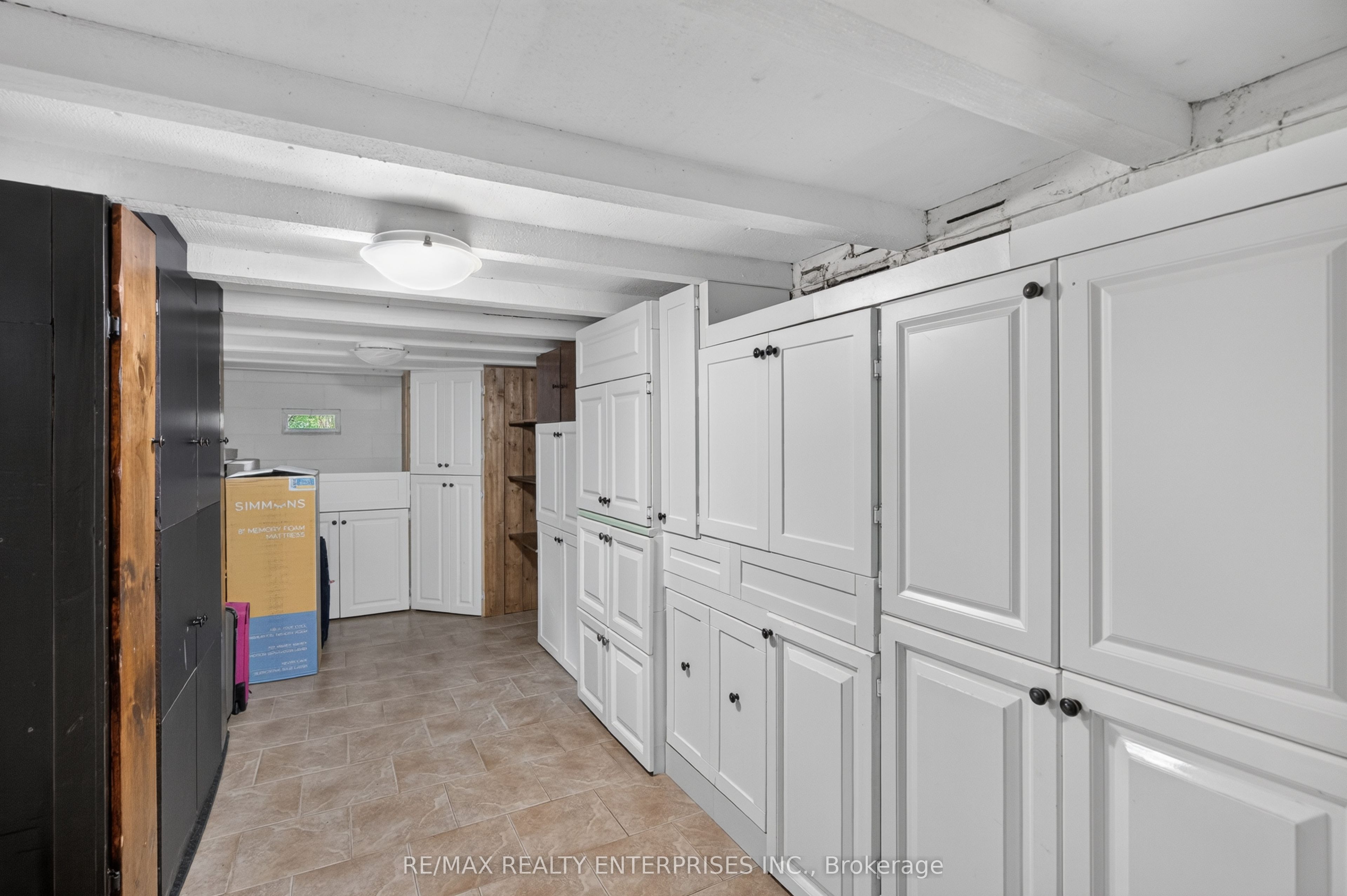 1282 Daimler Road Property Photo 32