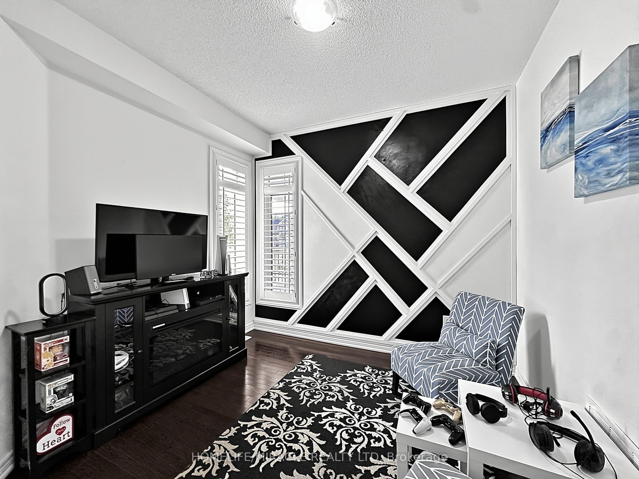 6 Divinity Circle Property Photo 3