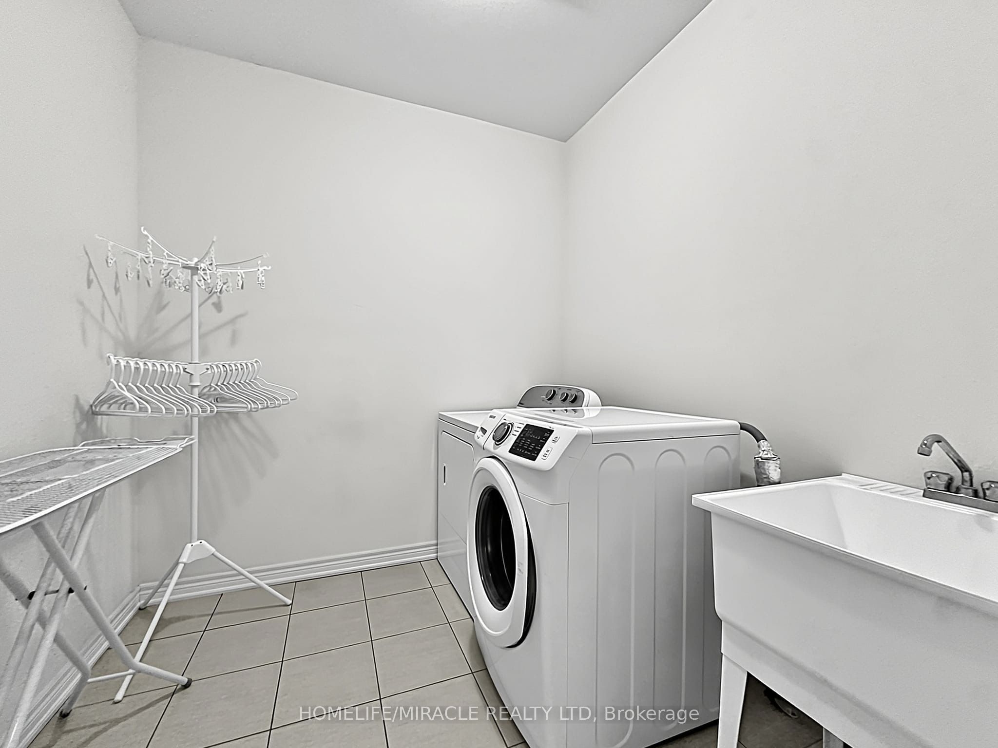 6 Divinity Circle Property Photo 29