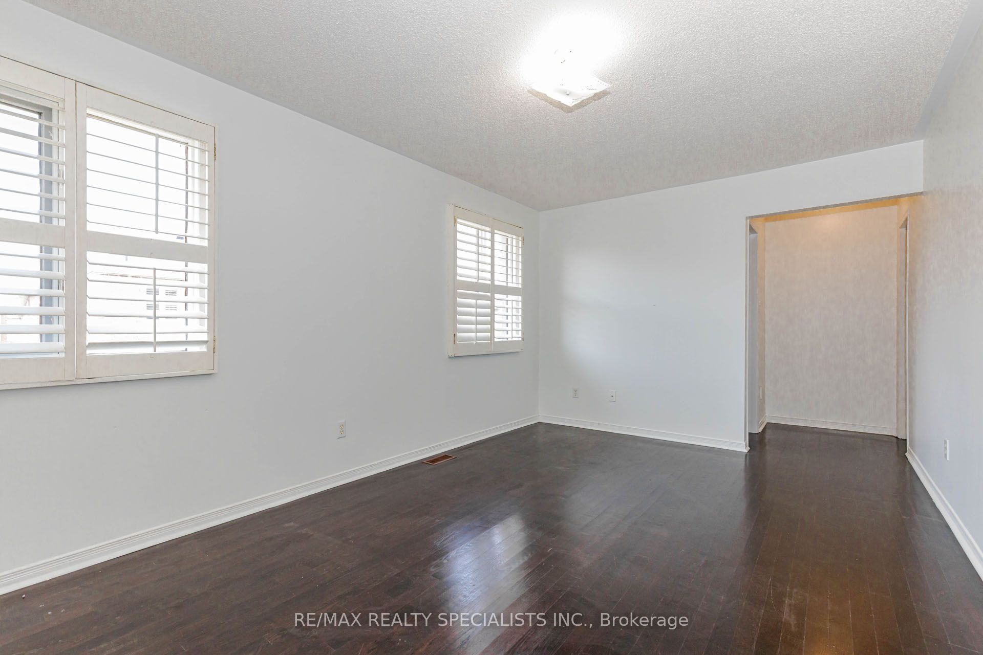64 Dolphin Song Crescent Property Photo 13