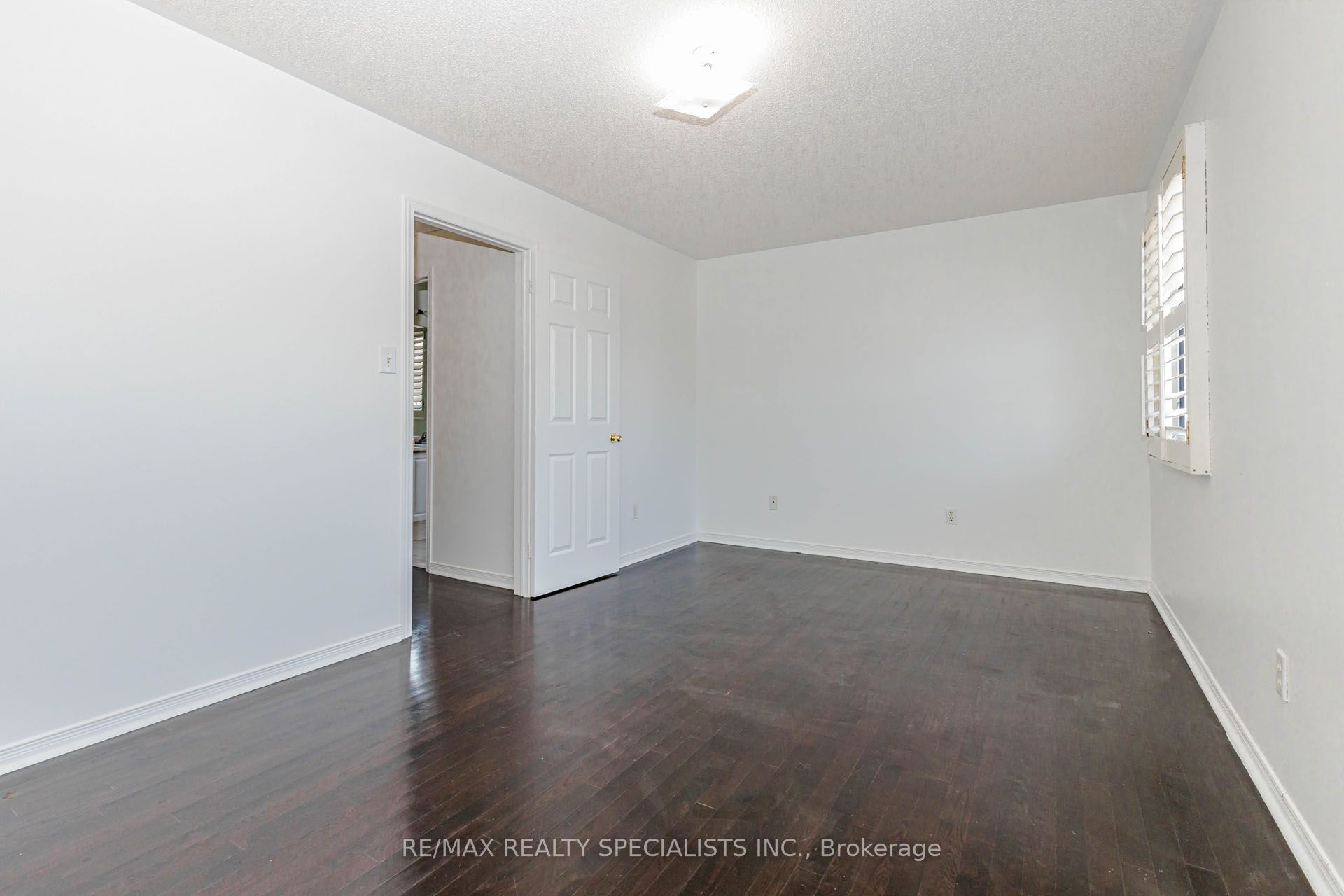 64 Dolphin Song Crescent Property Photo 15