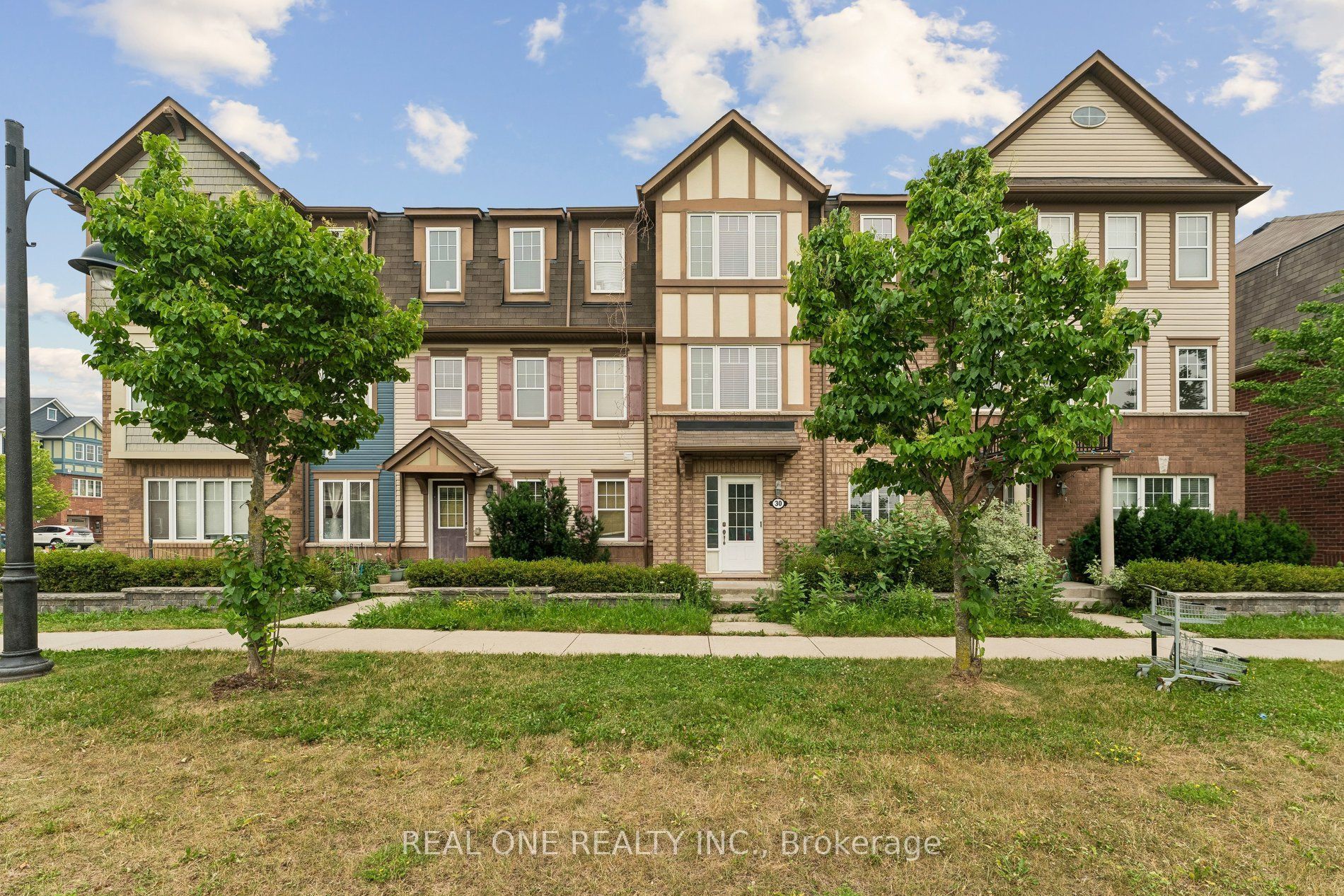 30 Henneberry Lane Property Photo 1