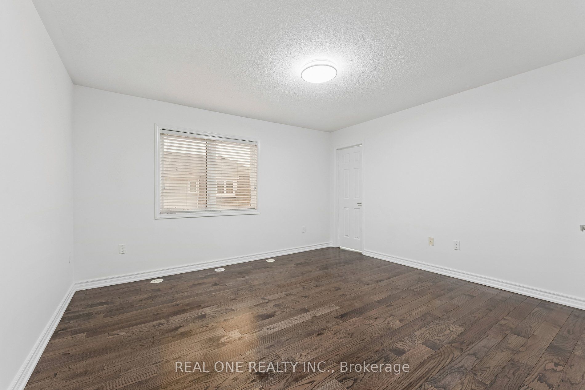 30 Henneberry Lane Property Photo 21