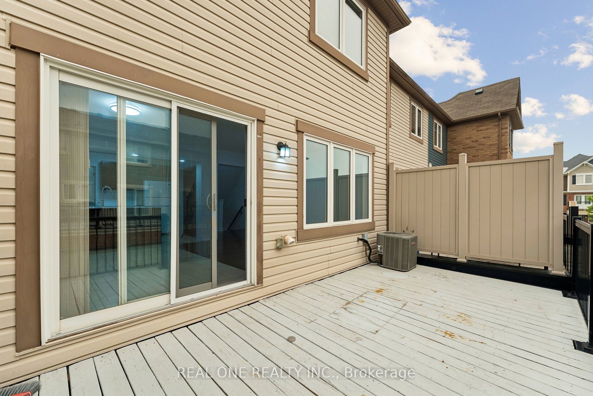 30 Henneberry Lane Property Photo 34