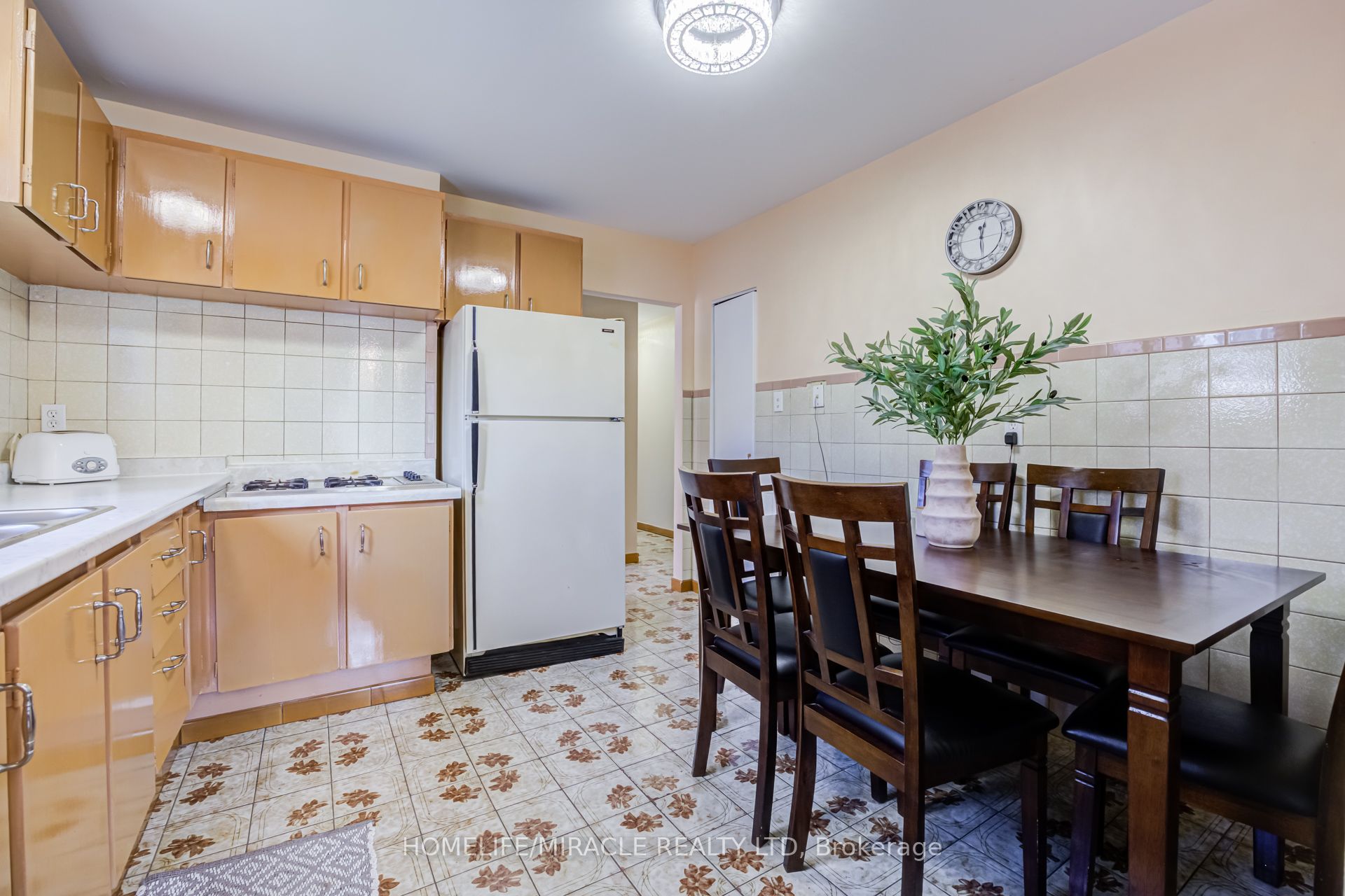 9 Wheatsheaf Crescent Property Photo 16