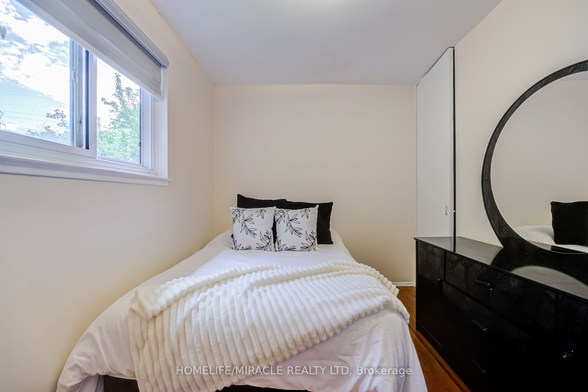 9 Wheatsheaf Crescent Property Photo 23