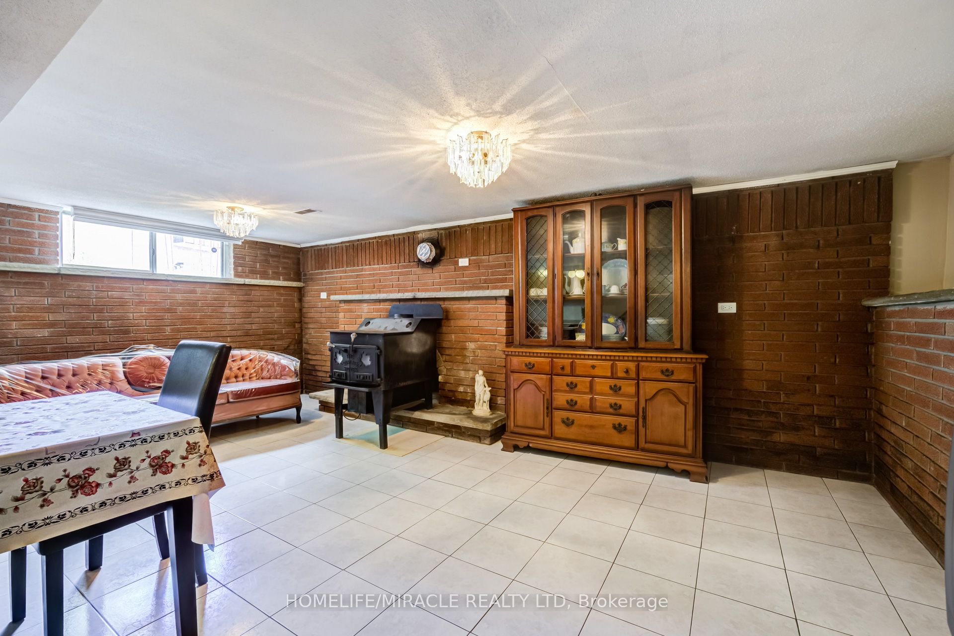 9 Wheatsheaf Crescent Property Photo 34