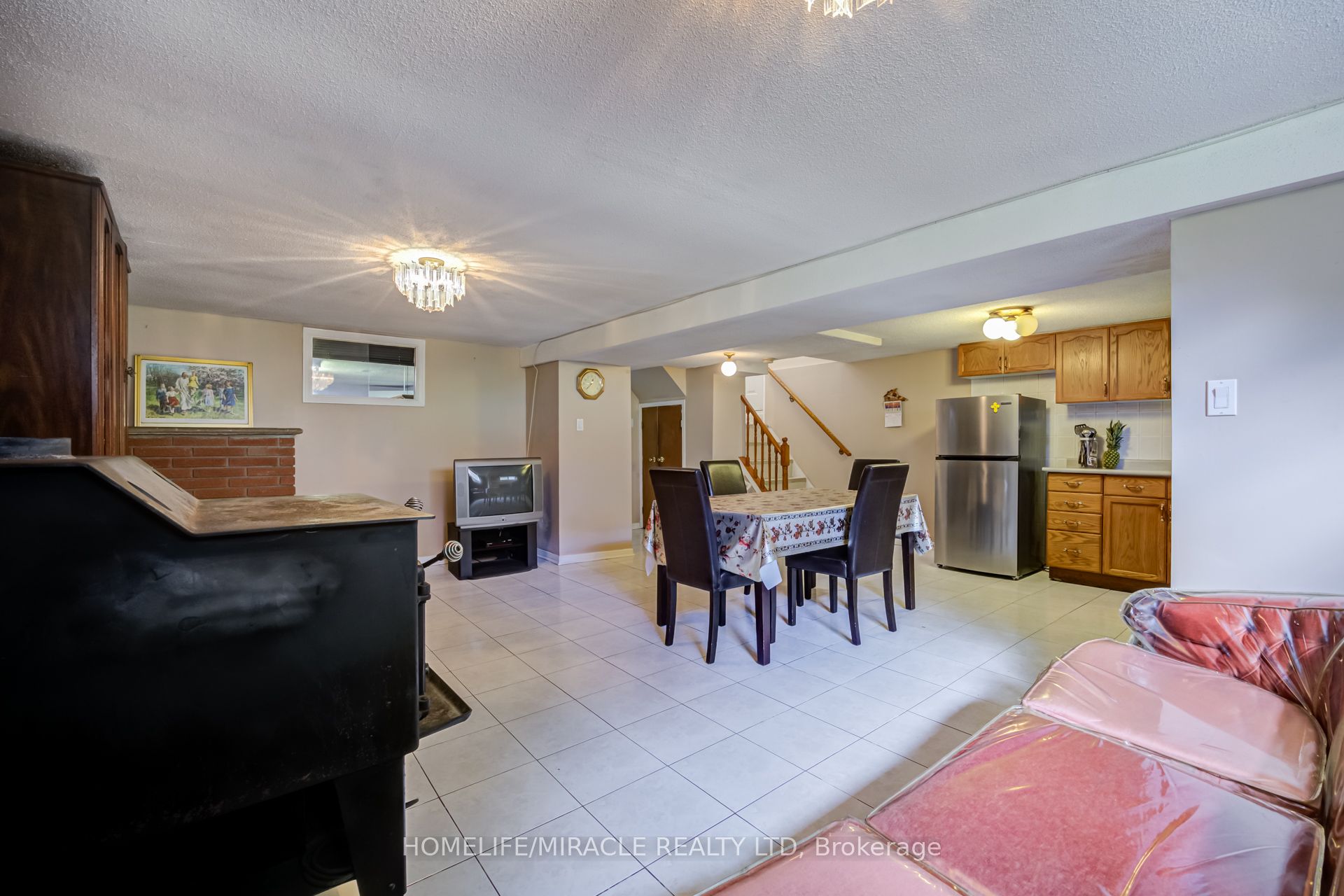 9 Wheatsheaf Crescent Property Photo 35