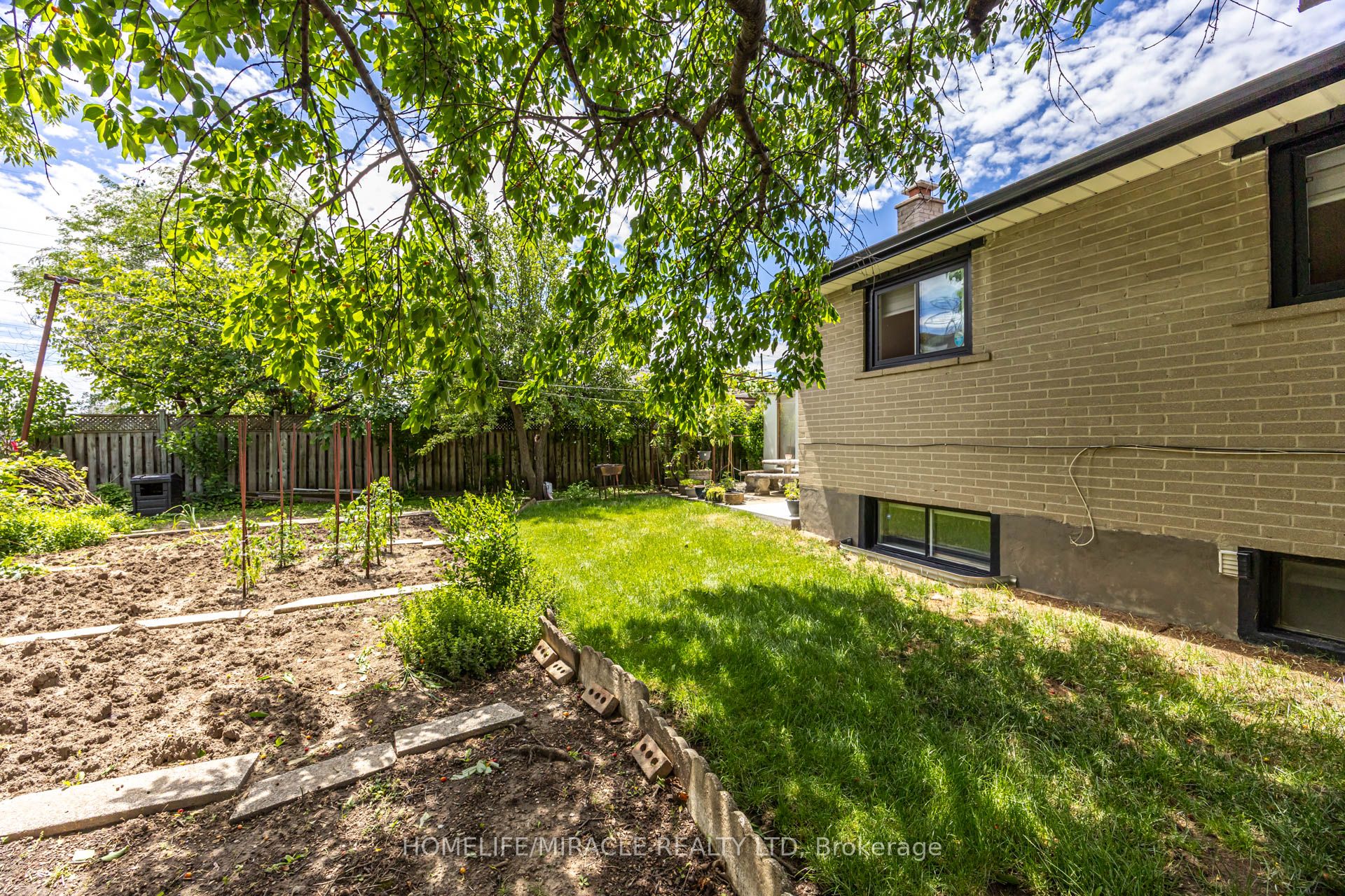 9 Wheatsheaf Crescent Property Photo 47