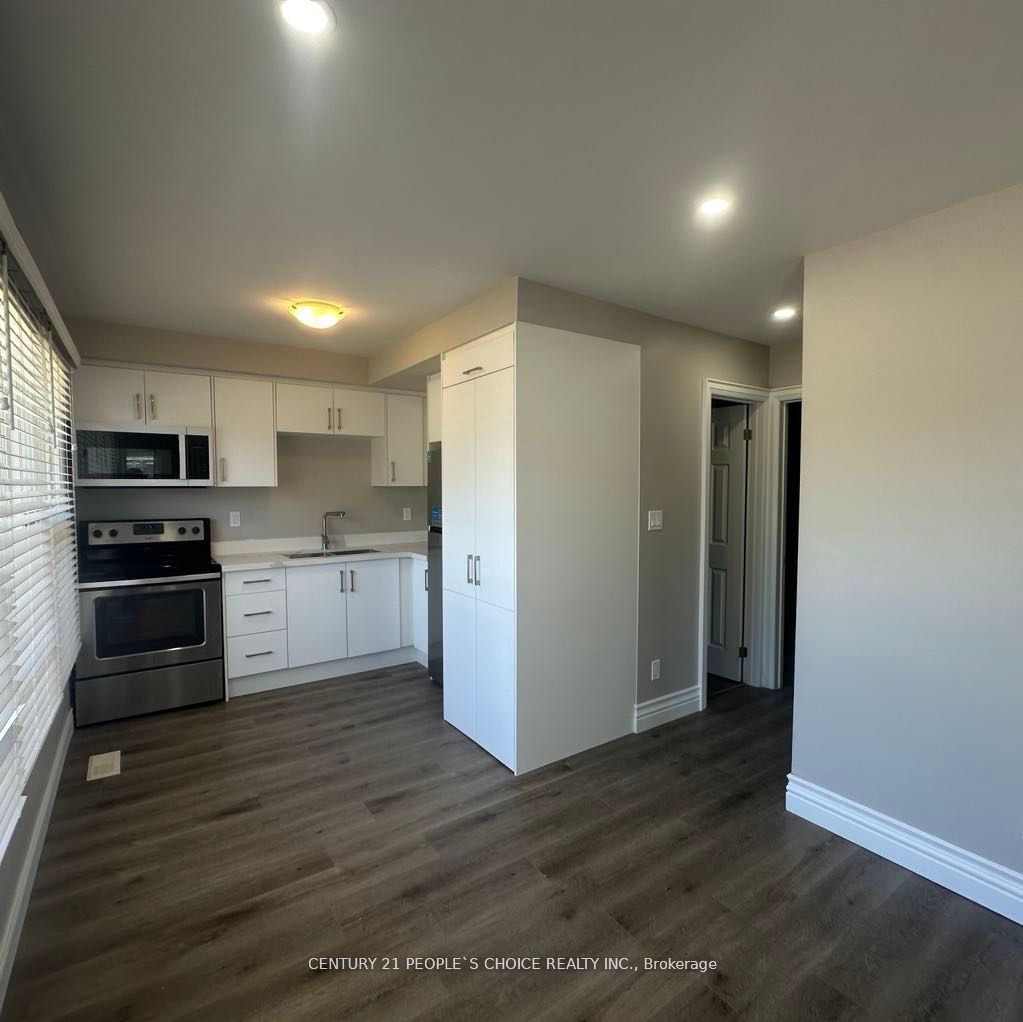 199 Avondale Boulevard Unit 1 Property Photo 4