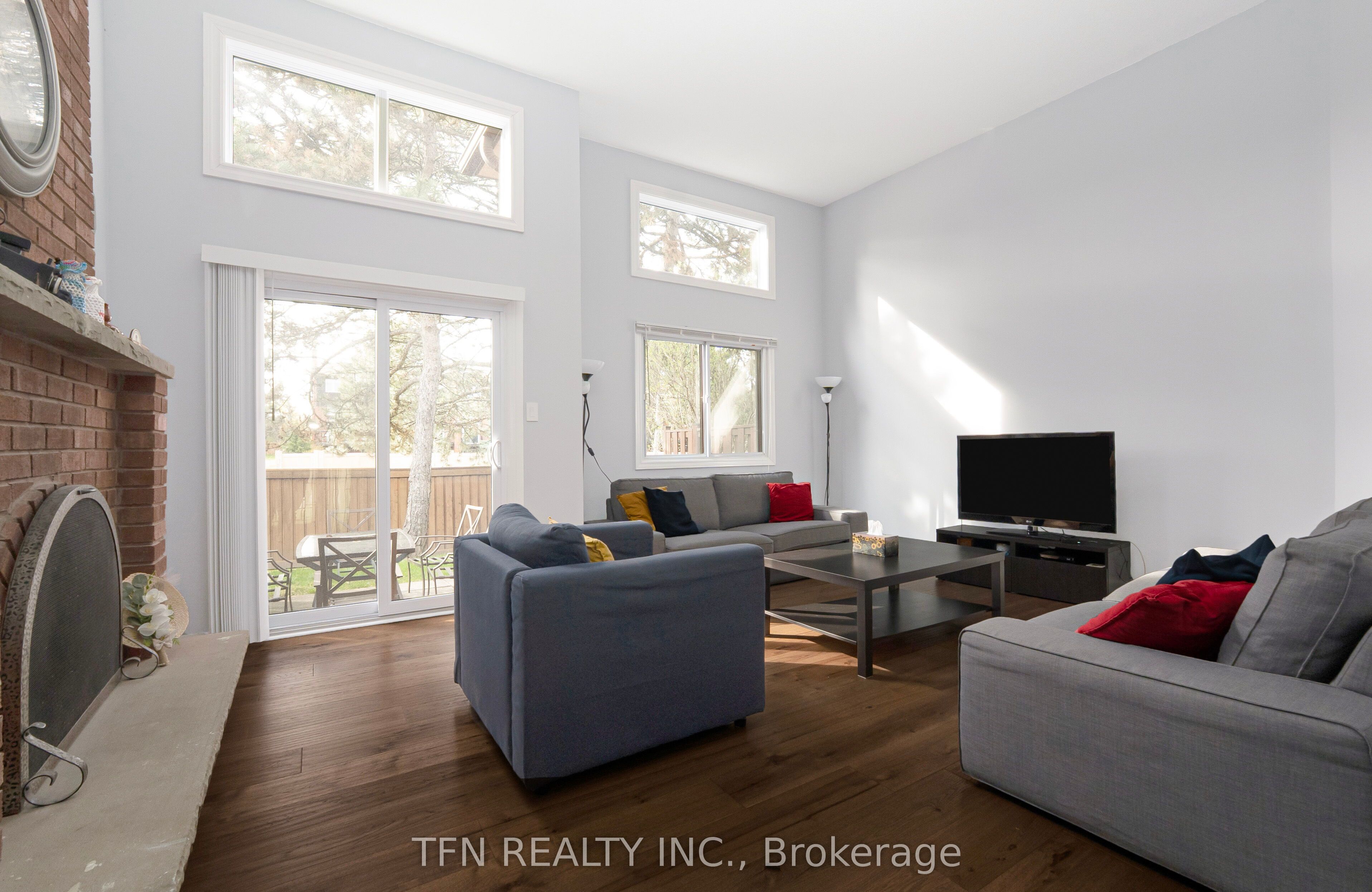4165 Fieldgate Drive 9 Property Photo 6