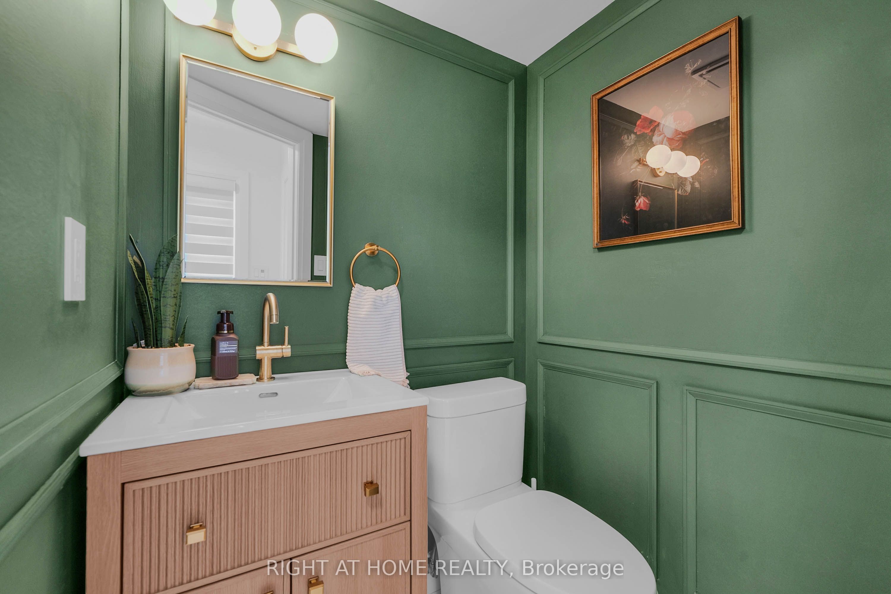 1170 West Shore Drive 23 Property Photo 17