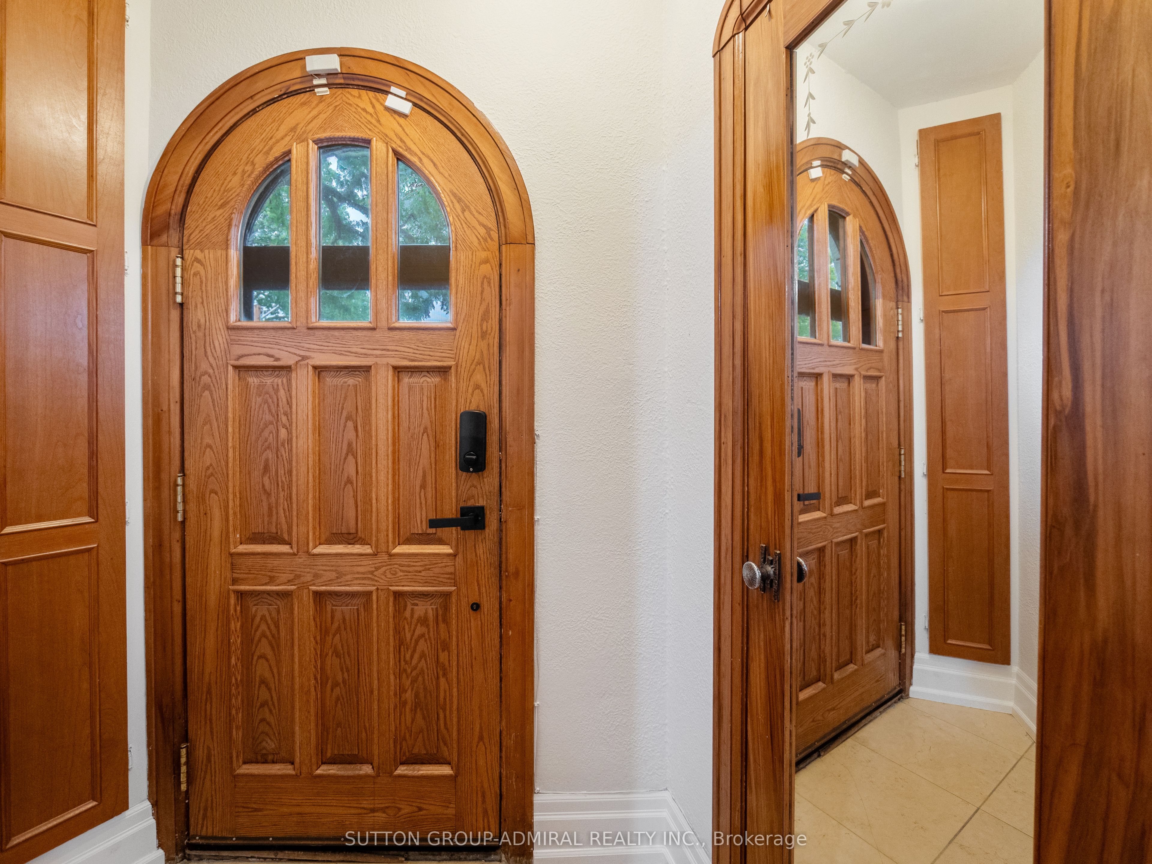 70 Lake Shore Drive Property Photo 4