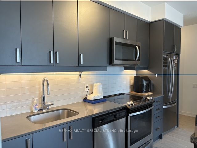 8 Nahani Way 1003 Property Photo 6