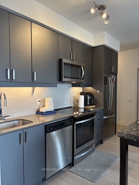 8 Nahani Way 1003 Property Photo 13