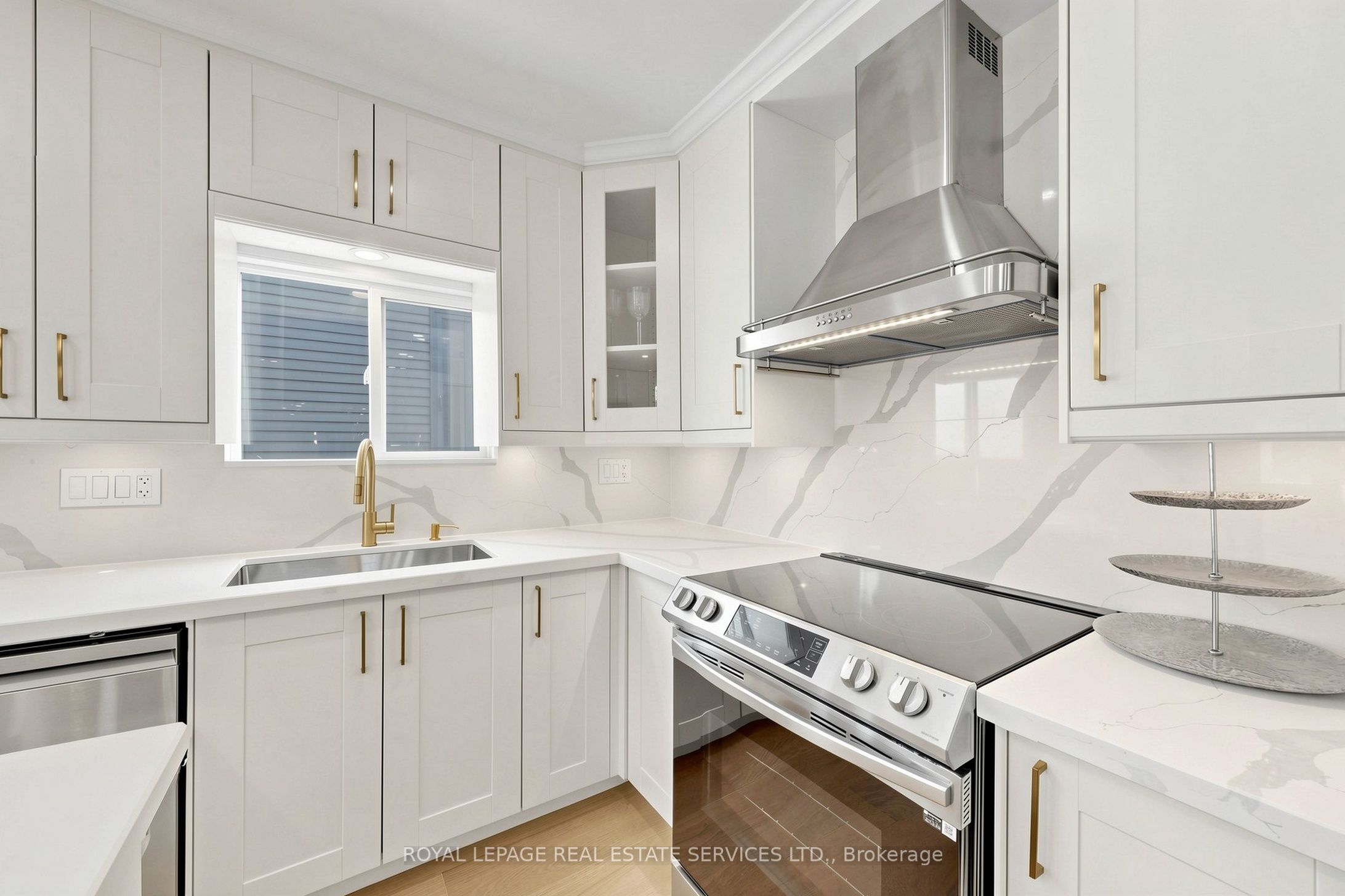 123 Mill Street W Property Photo 7