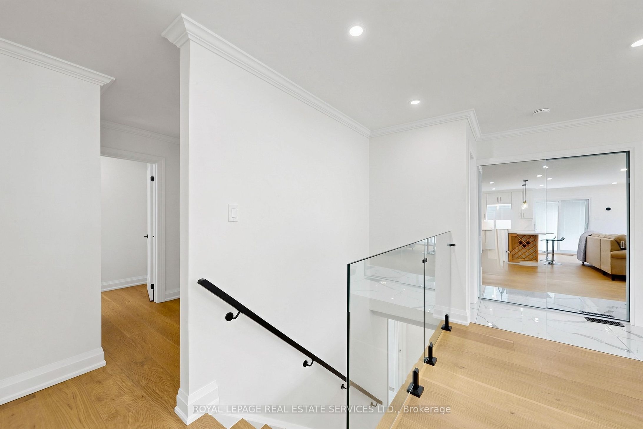 123 Mill Street W Property Photo 17