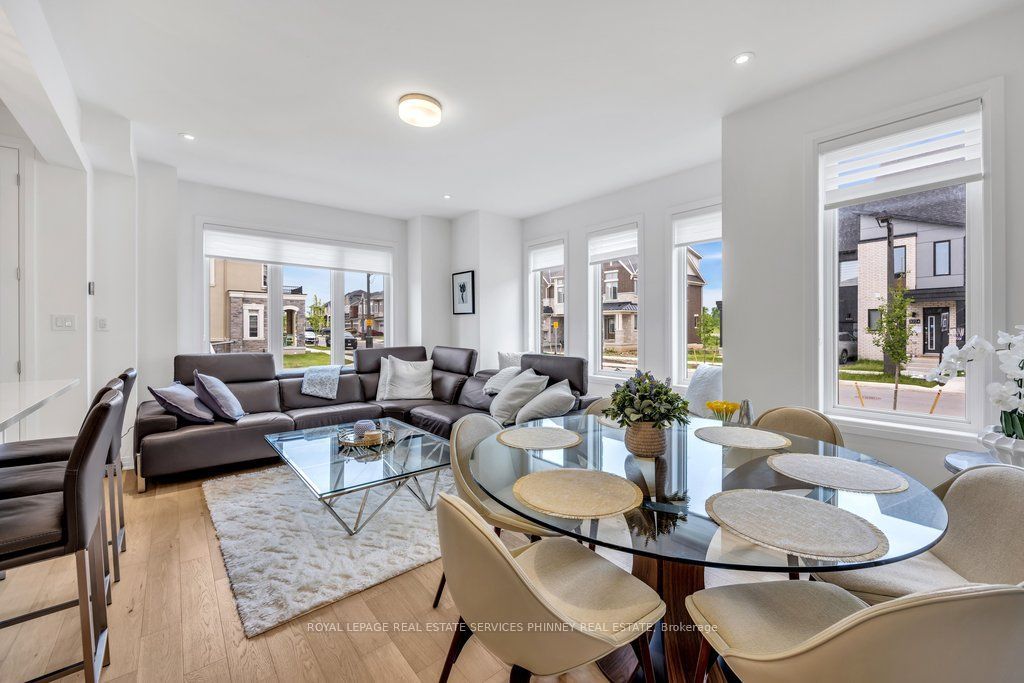 9 Crown Gate Property Photo 4
