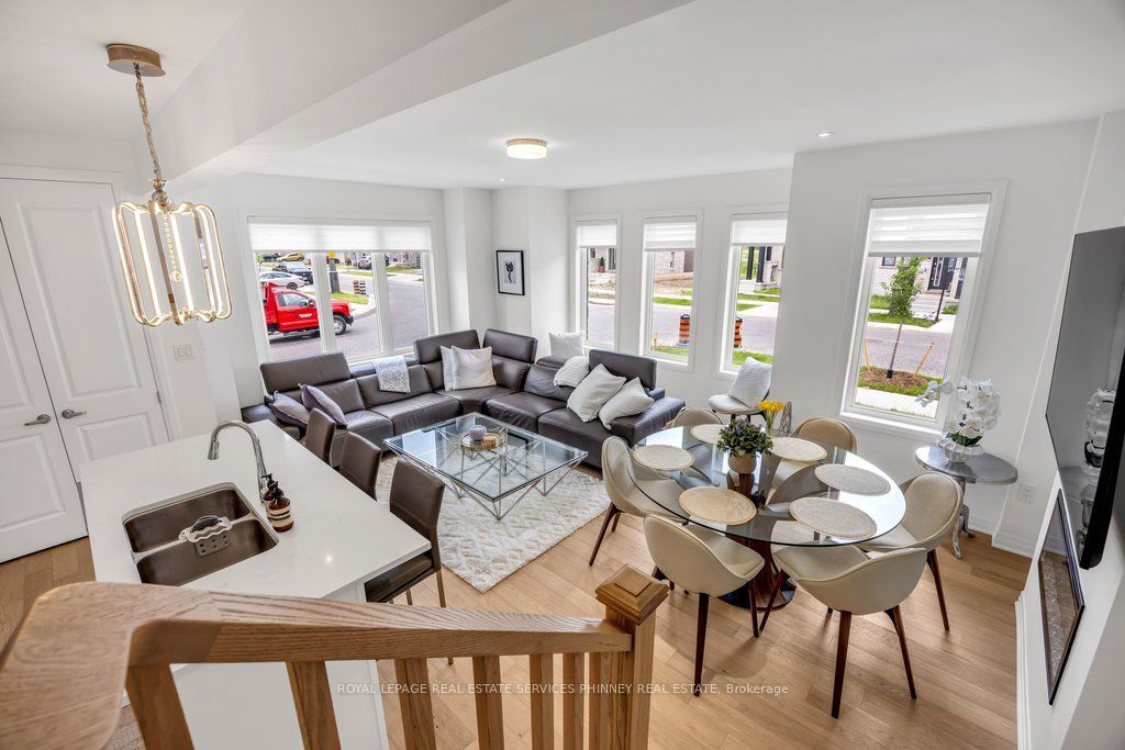 9 Crown Gate Property Photo 11