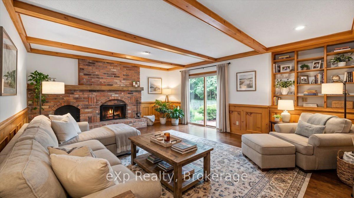 2039 Blacklock Street Property Photo 13