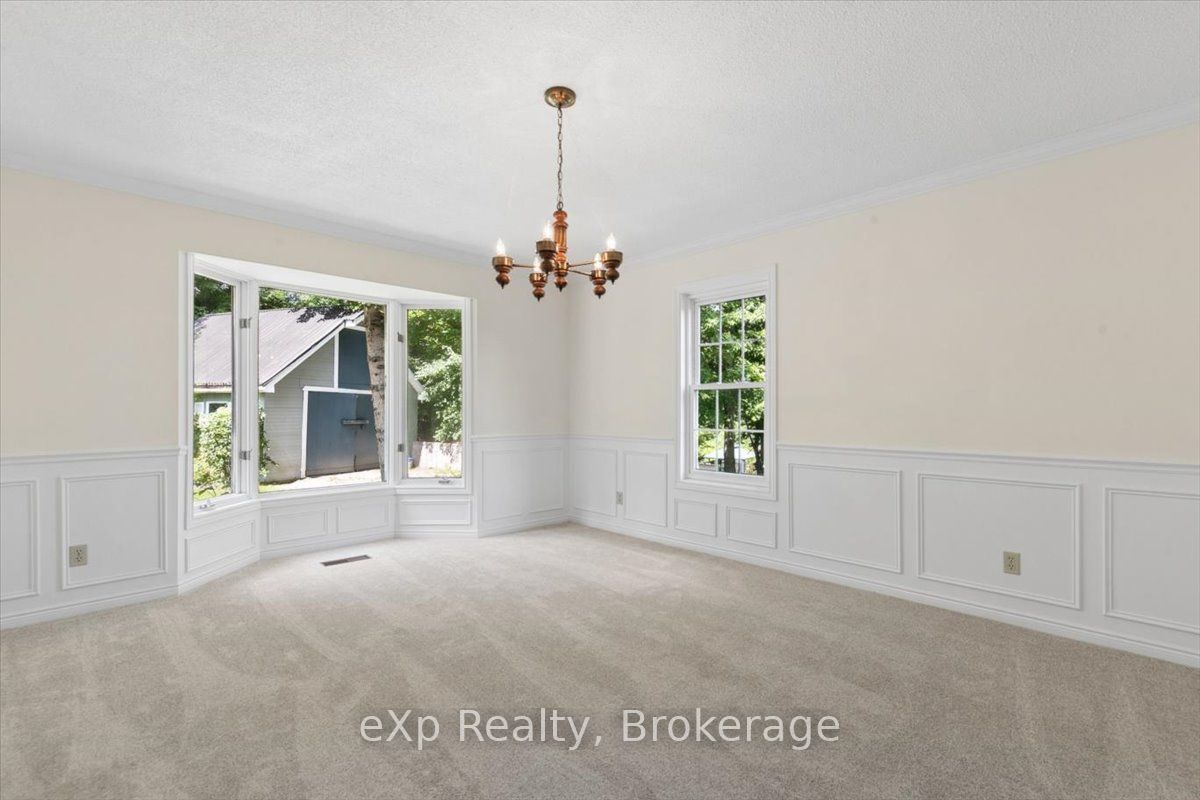 2039 Blacklock Street Property Photo 18