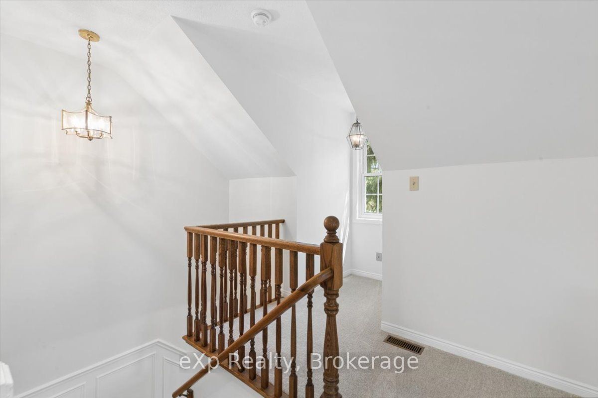 2039 Blacklock Street Property Photo 23