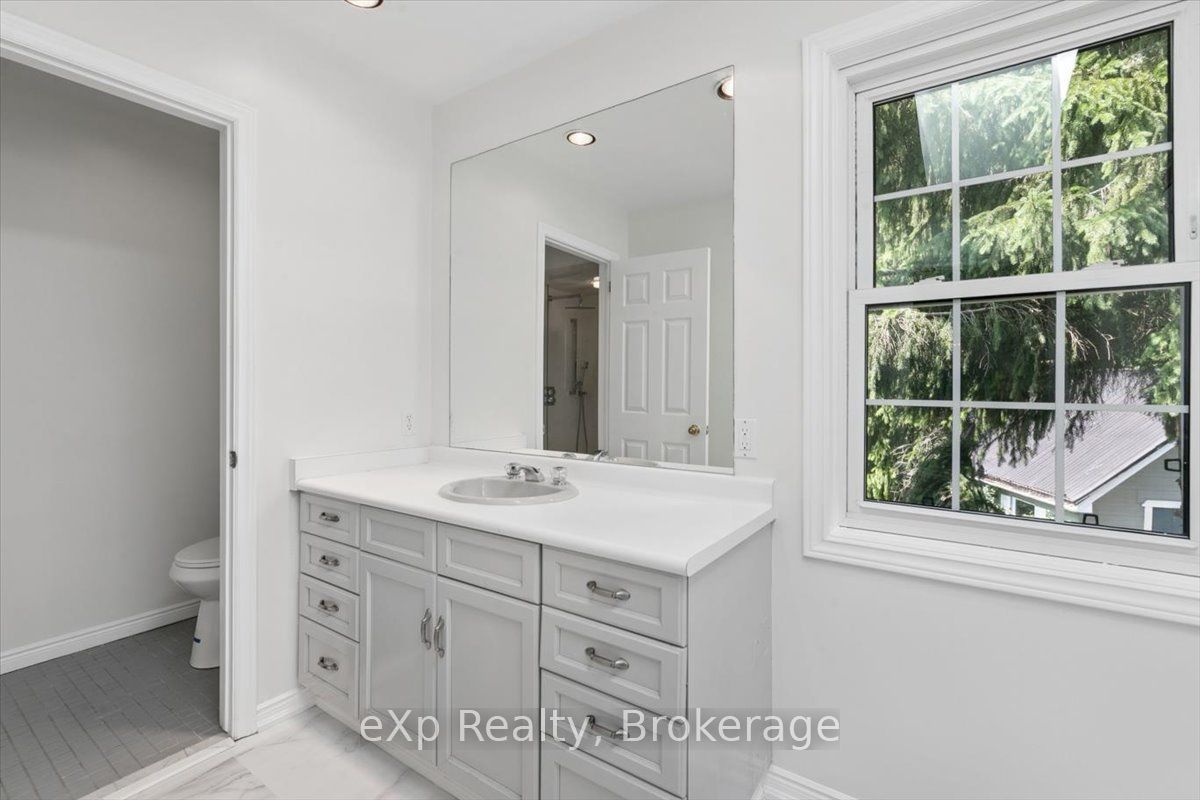 2039 Blacklock Street Property Photo 32