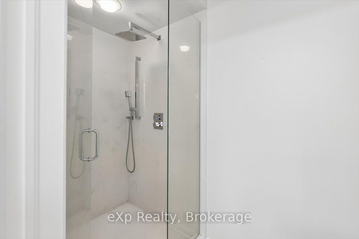2039 Blacklock Street Property Photo 33