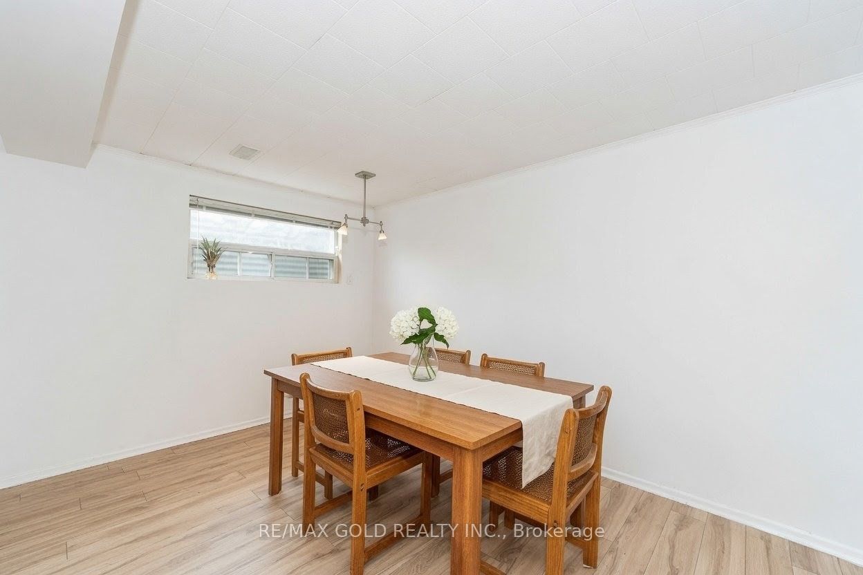 63 Newstead Crescent Property Photo 6