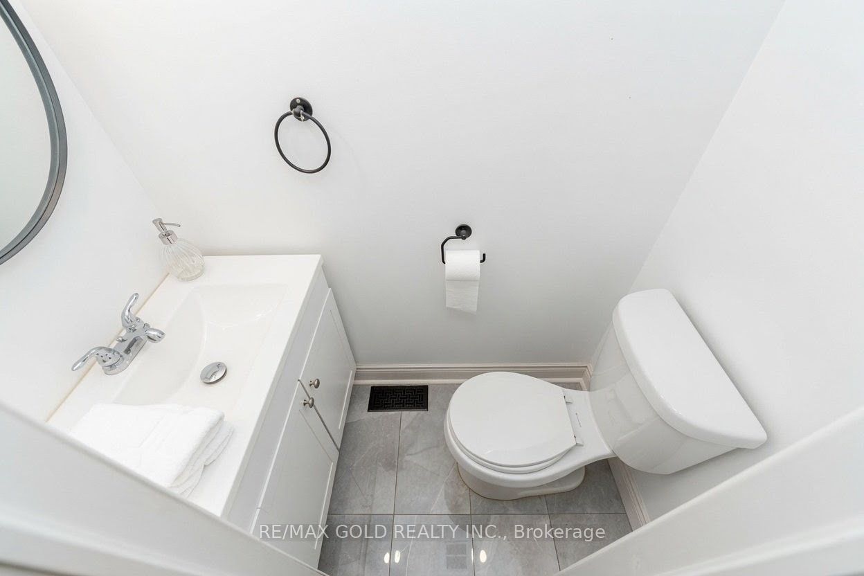 63 Newstead Crescent Property Photo 24
