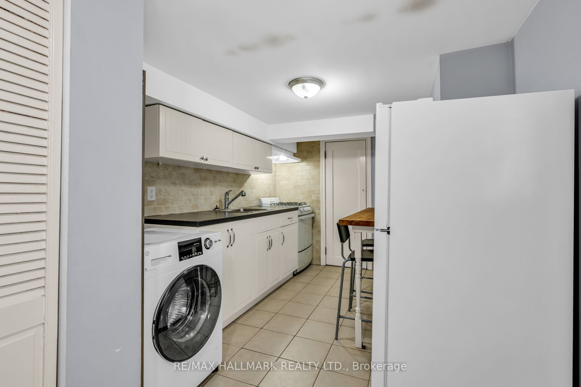 65 Kirknewton Road Property Photo 14