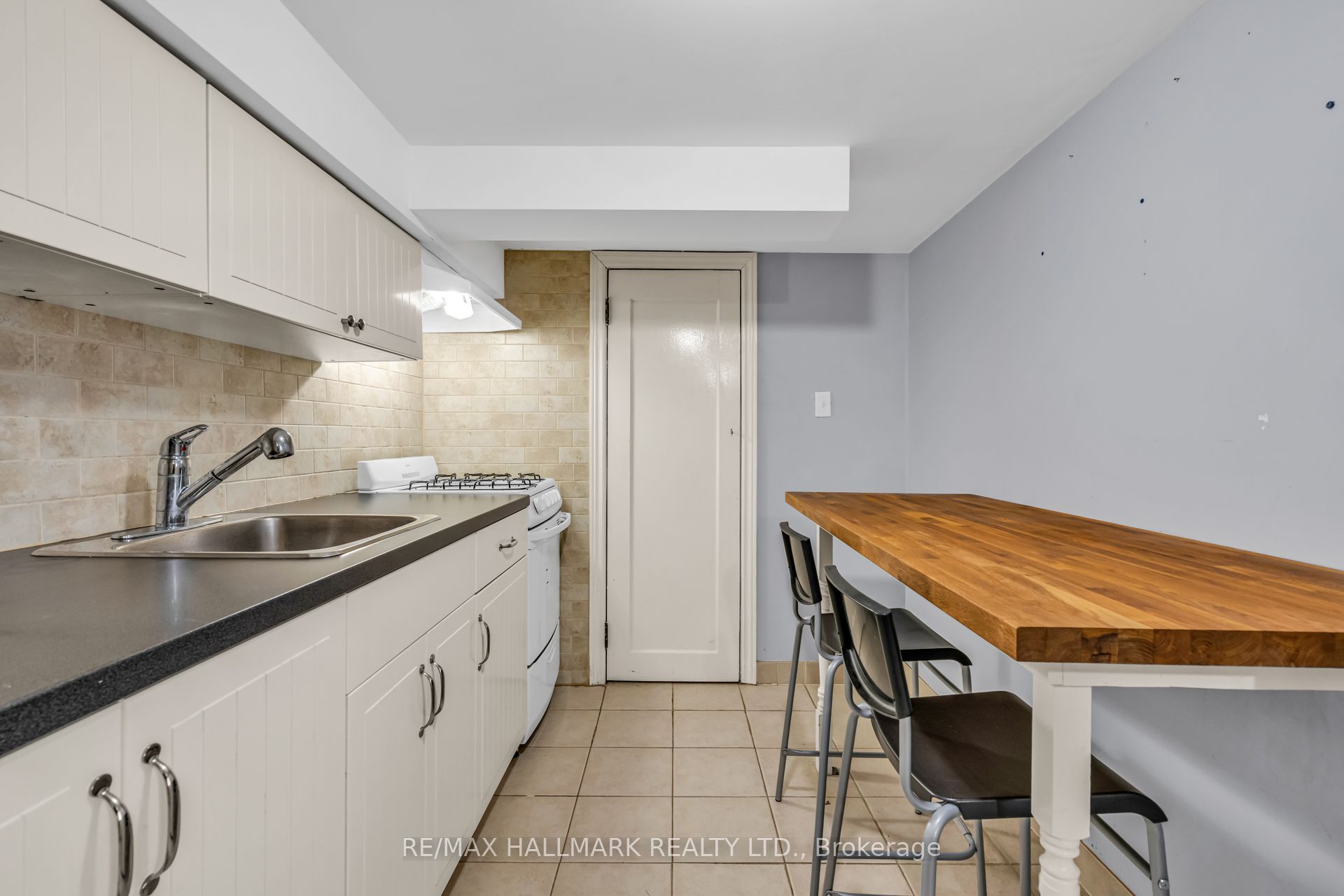 65 Kirknewton Road Property Photo 16
