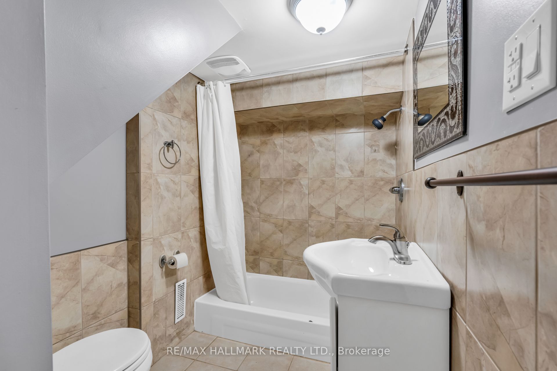 65 Kirknewton Road Property Photo 31