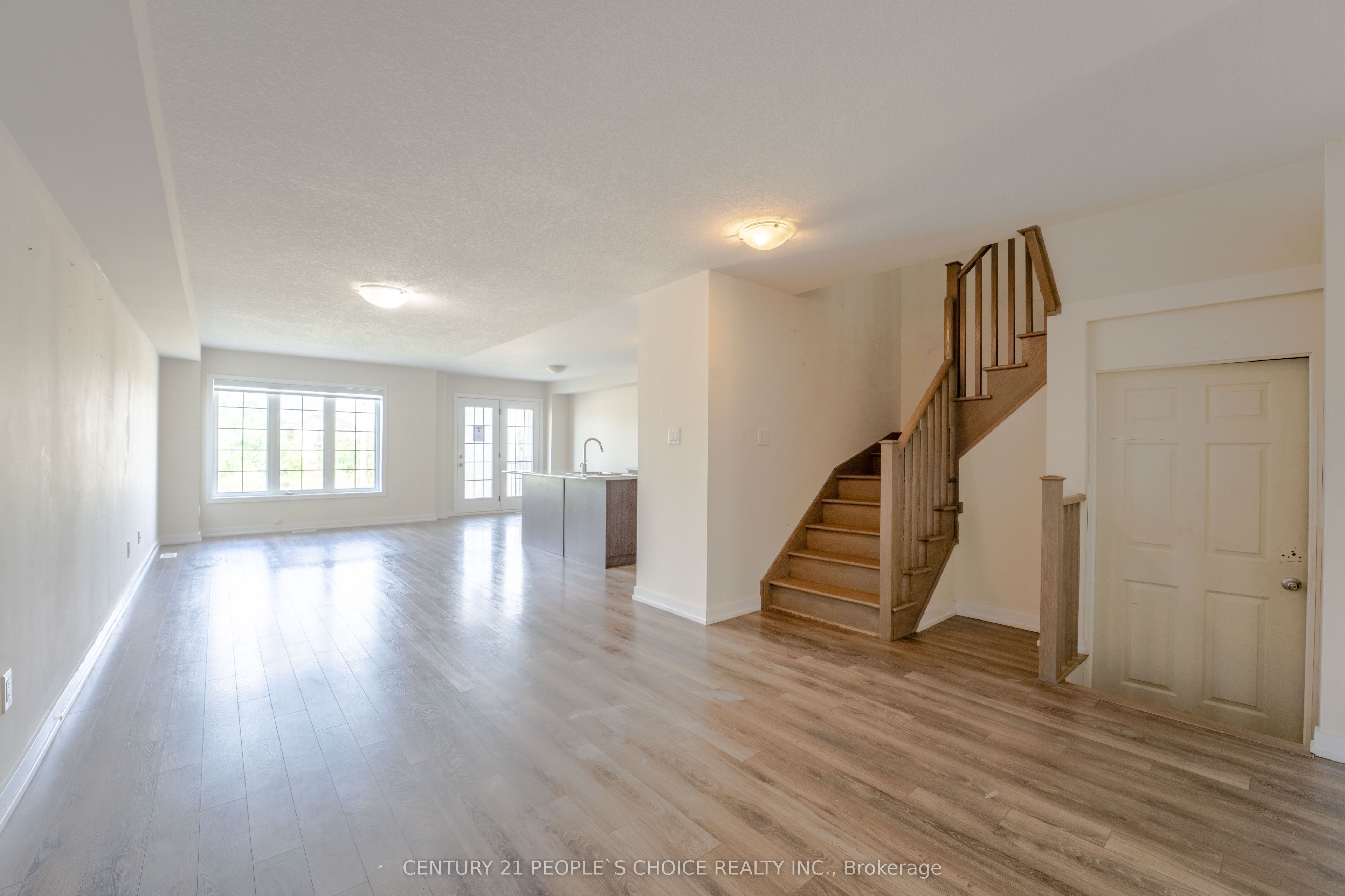 108 Golden Spring Drive Property Photo 8