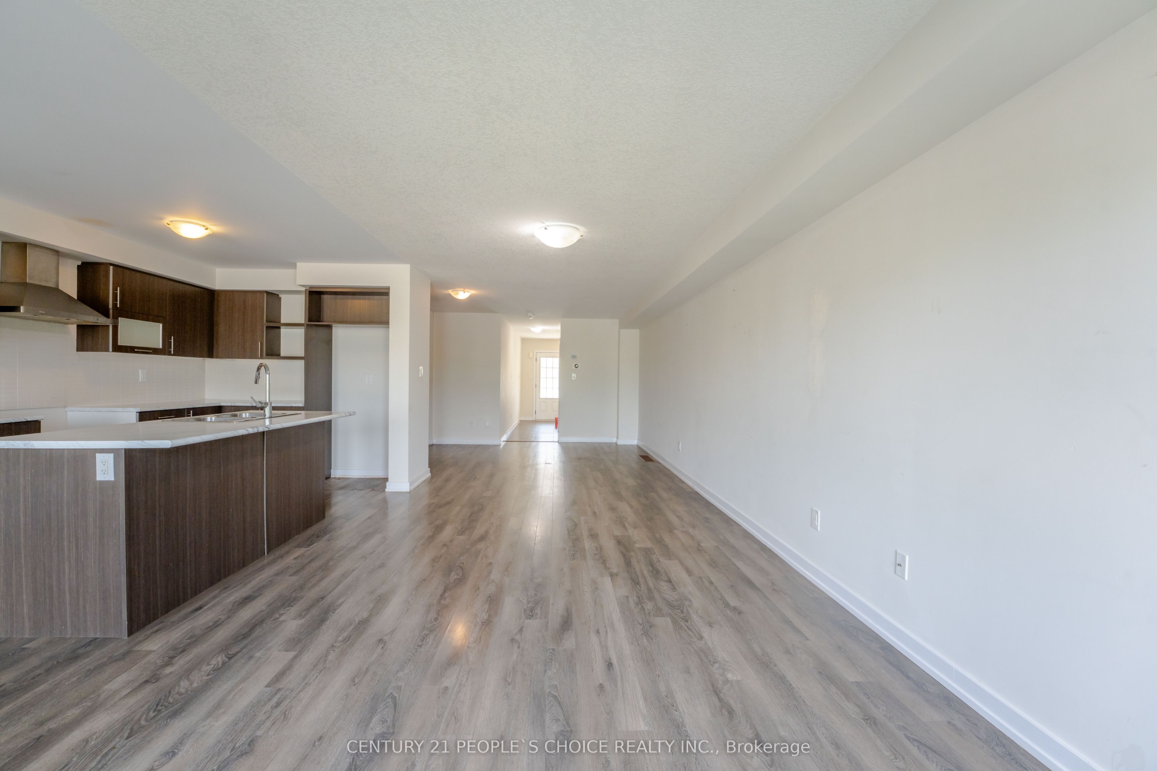 108 Golden Spring Drive Property Photo 11